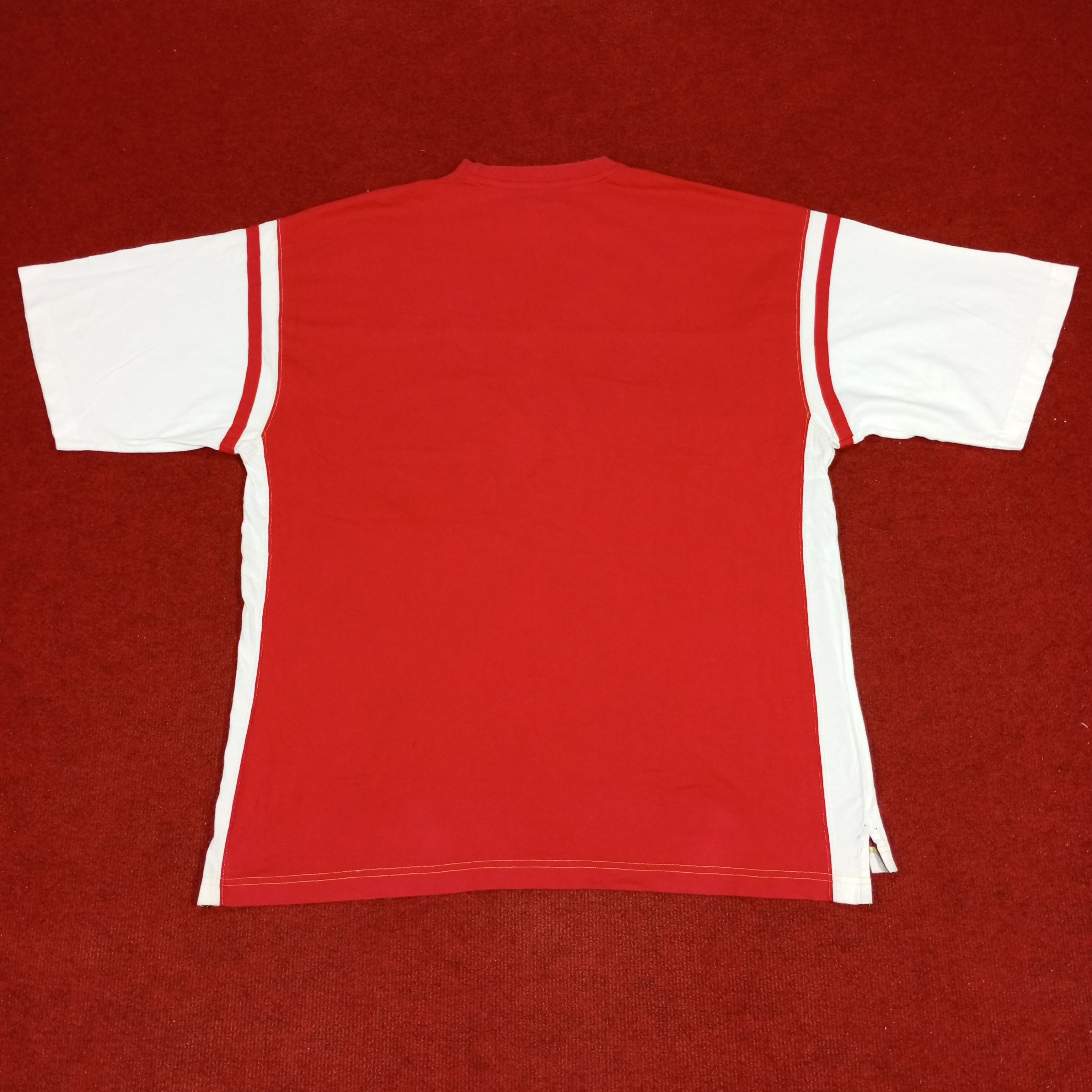 Fubu × Vintage Fubu Sport Streetwear Skateboard Style Tshirt Size US XL / EU 56 / 4 - 3 Thumbnail