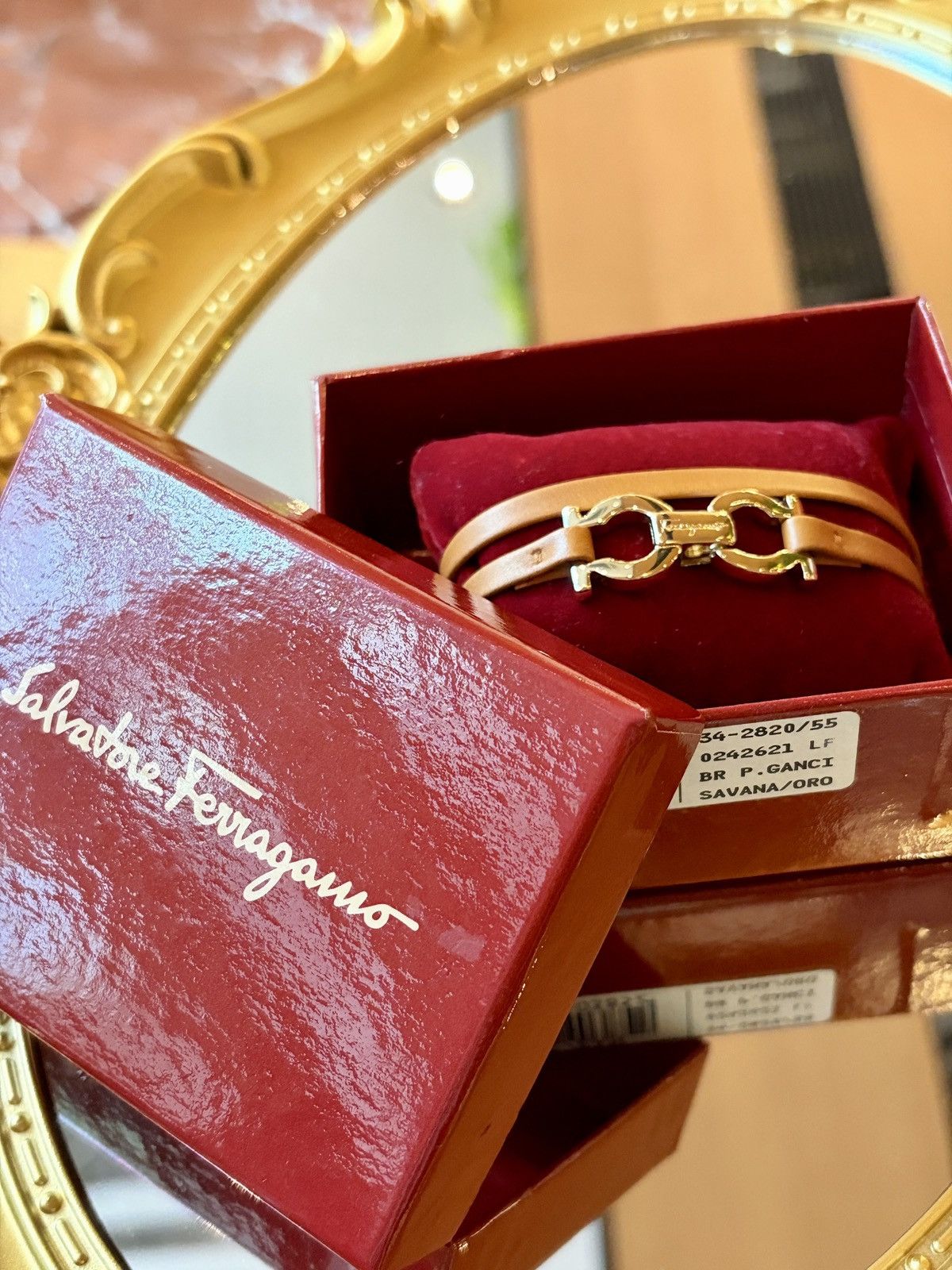 Salvatore Ferragamo Authentic Salvatore Ferragamo Gancini Leather Multi-Wear Size ONE SIZE - 2 Thumbnail