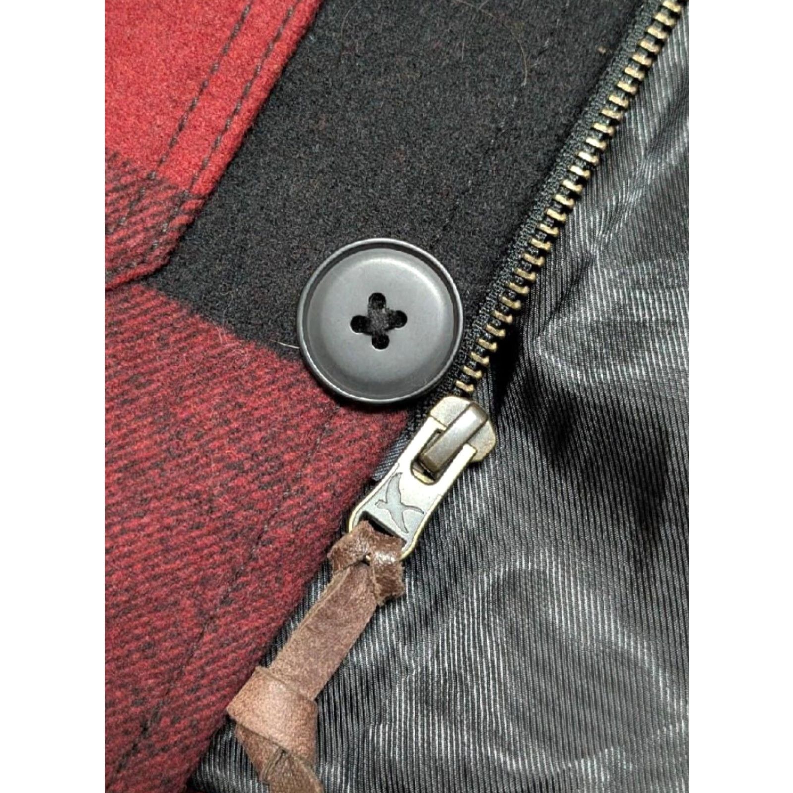 Eddie Bauer VINTAGE Eddie Bauer Men Coat Wool Blend Buffalo Plaid Parka L Chest 44 in Red/Black wool blend field coat Size US L / EU 52-54 / 3 - 4 Thumbnail