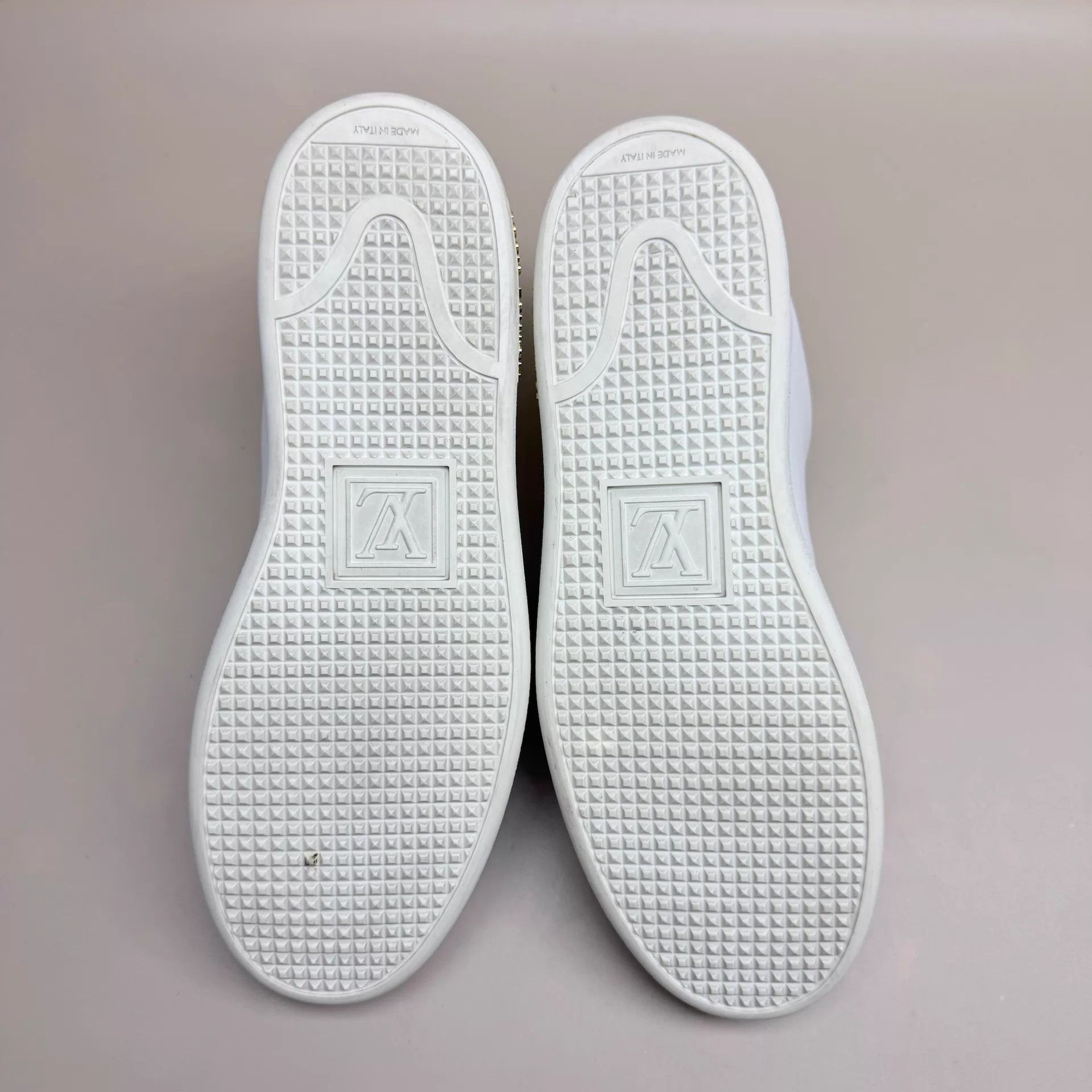Louis Vuitton Louis Vuitton Kitten Print Lace-Up Sneaker 38 99 New Size US 7.5 / IT 37.5 - 6 Thumbnail
