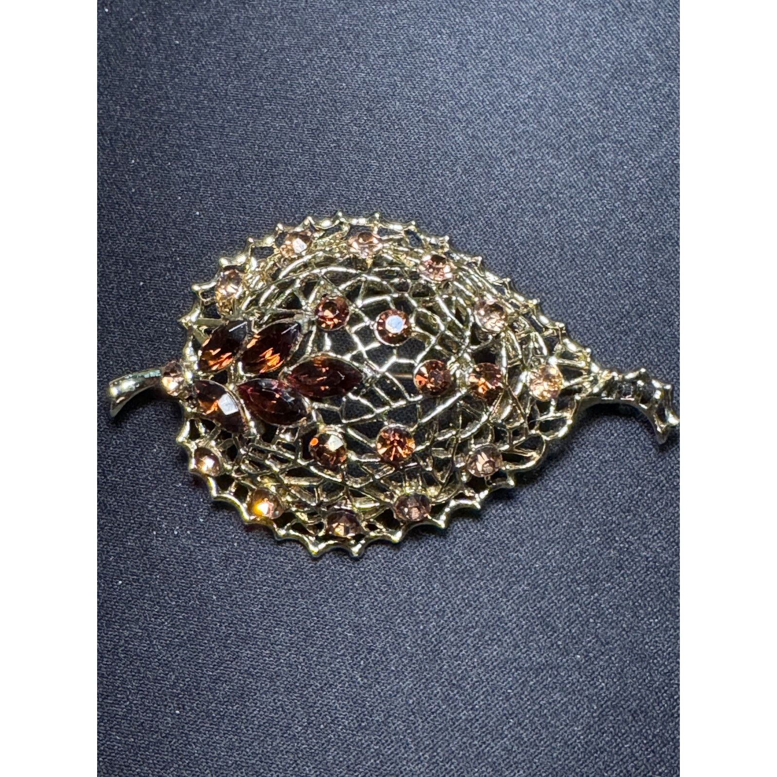Other Vintage Statement Leaf Brooch Filigree & Rhinestones Size ONE SIZE - 2 Thumbnail