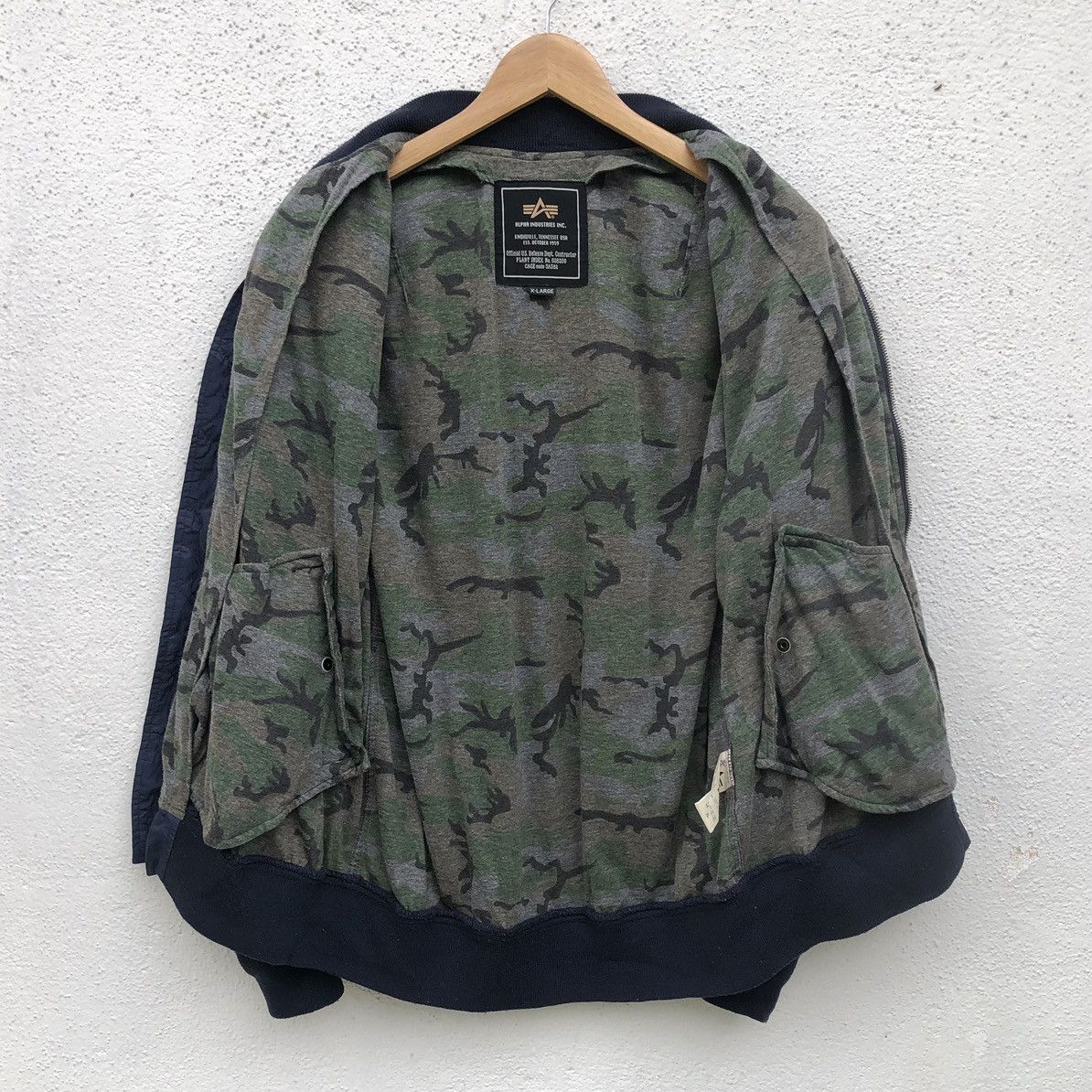 Alpha Industries ALPHA INDUSTRIES MA-1 Camouflage Bomber Jacket Men Size XL Size US XL / EU 56 / 4 - 3 Thumbnail