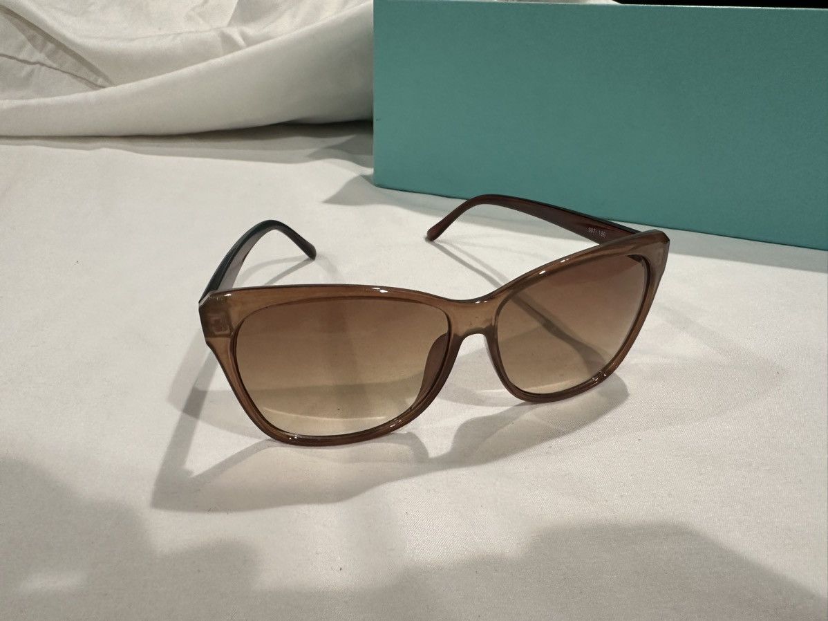 Vintage Vintage Y2K glasses Sunglasses White Silver Gradient Size ONE SIZE - 1 Thumbnail