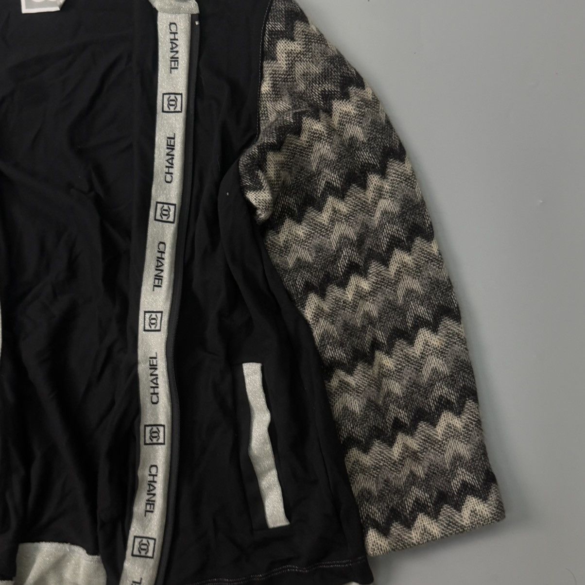 Chanel RARE CHANEL ZIP-UP CARDIGAN HOODIE Size S / US 4 / IT 40 - 4 Thumbnail