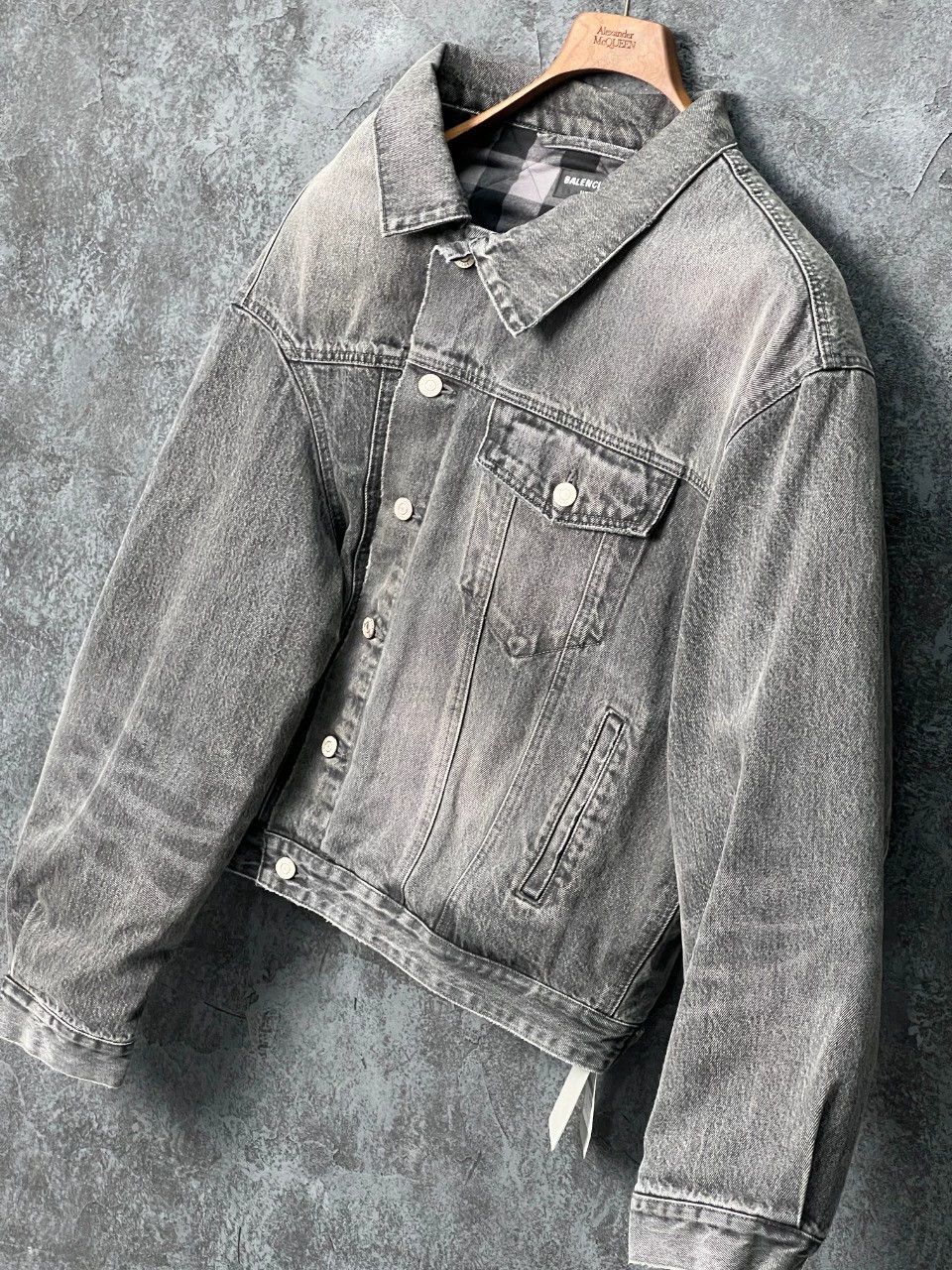 Balenciaga BALENCIAGA / Balenciaga Multi-Button Design Denim Jacket Size S / US 4 / IT 40 - 3 Thumbnail