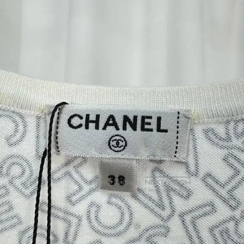 Chanel Chanel Summer White Cotton Sleeveless Crop Top . Size M / US 6-8 / IT 42-44 - 5 Thumbnail
