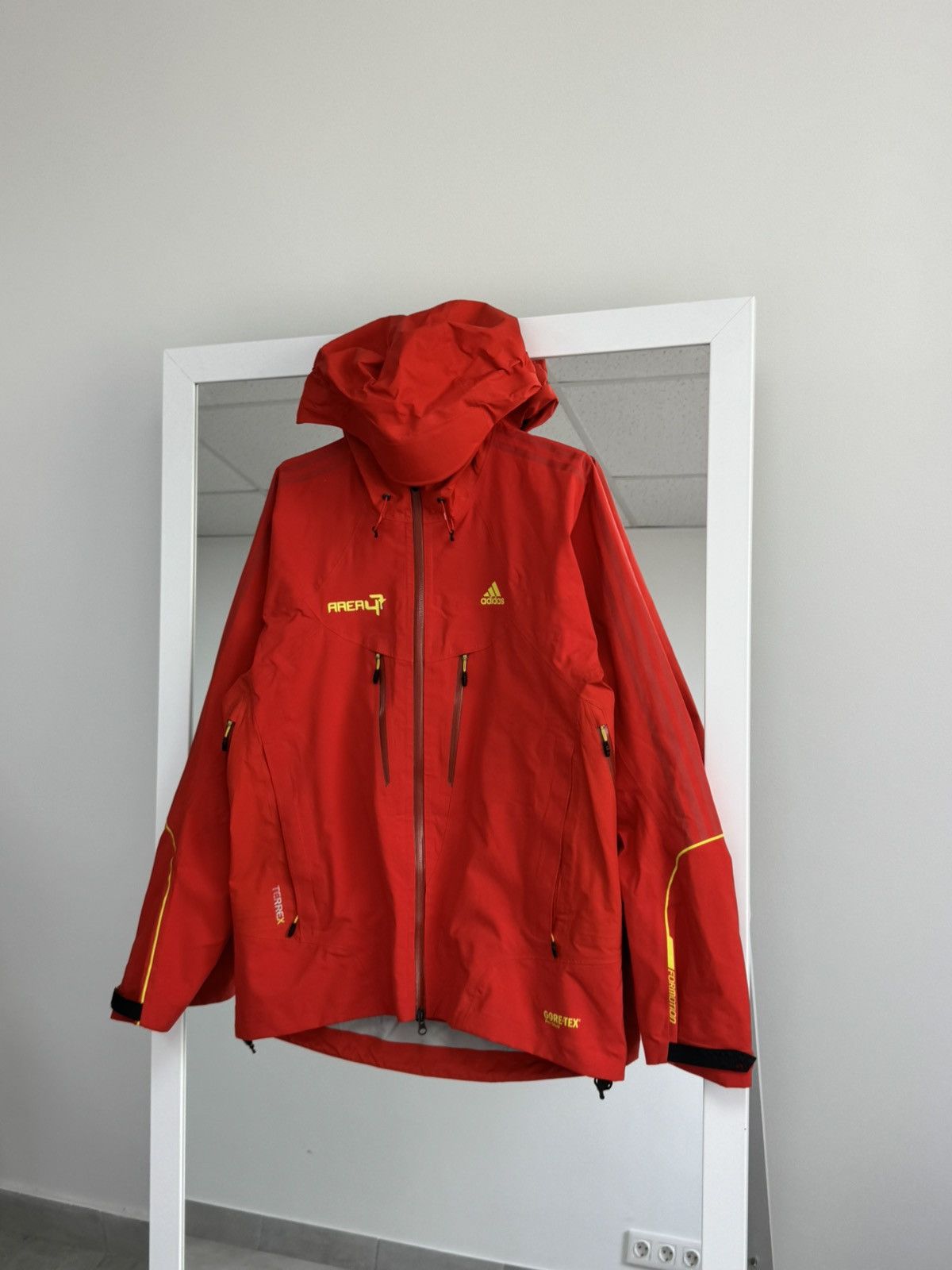 Adidas Vintage Adidas Terrex Gore tex Jacket Outdoor Travel Mens XL Size US XL / EU 56 / 4 - 2 Thumbnail