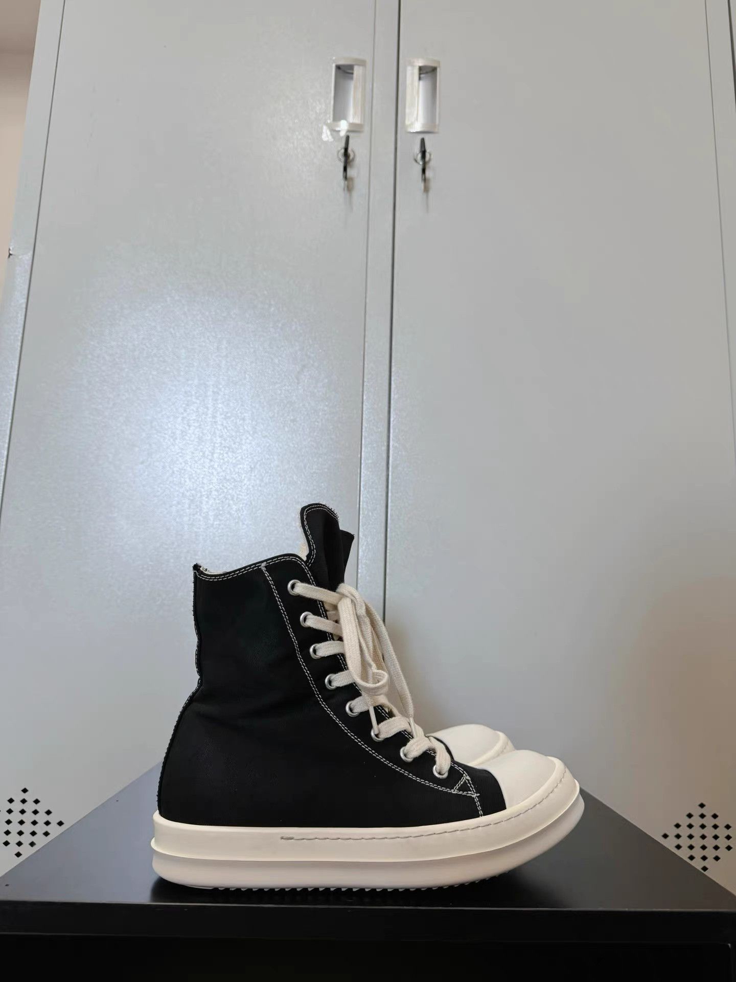 Rick Owens Drkshdw Rick Owens Drkshdw Converse high-top sneakers Size US 7 / IT 37 - 8 Thumbnail