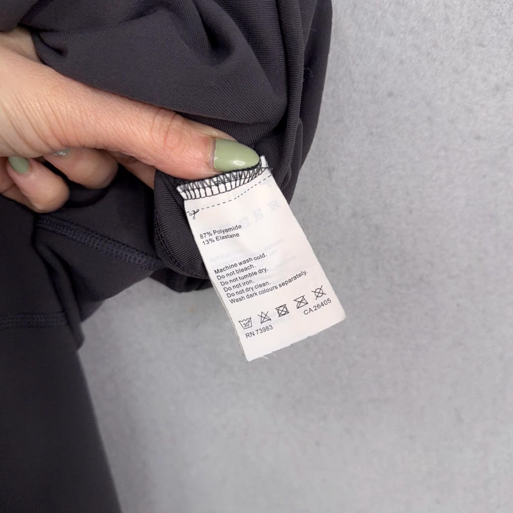 Helly Hansen Helly Hansen Pants Womens XS Gray Training High Rise Foldover Waist Pockets Track Pants Athletic Short/Long? No—keep exact words. Size 26" / US 2 / IT 38 - 5 Thumbnail