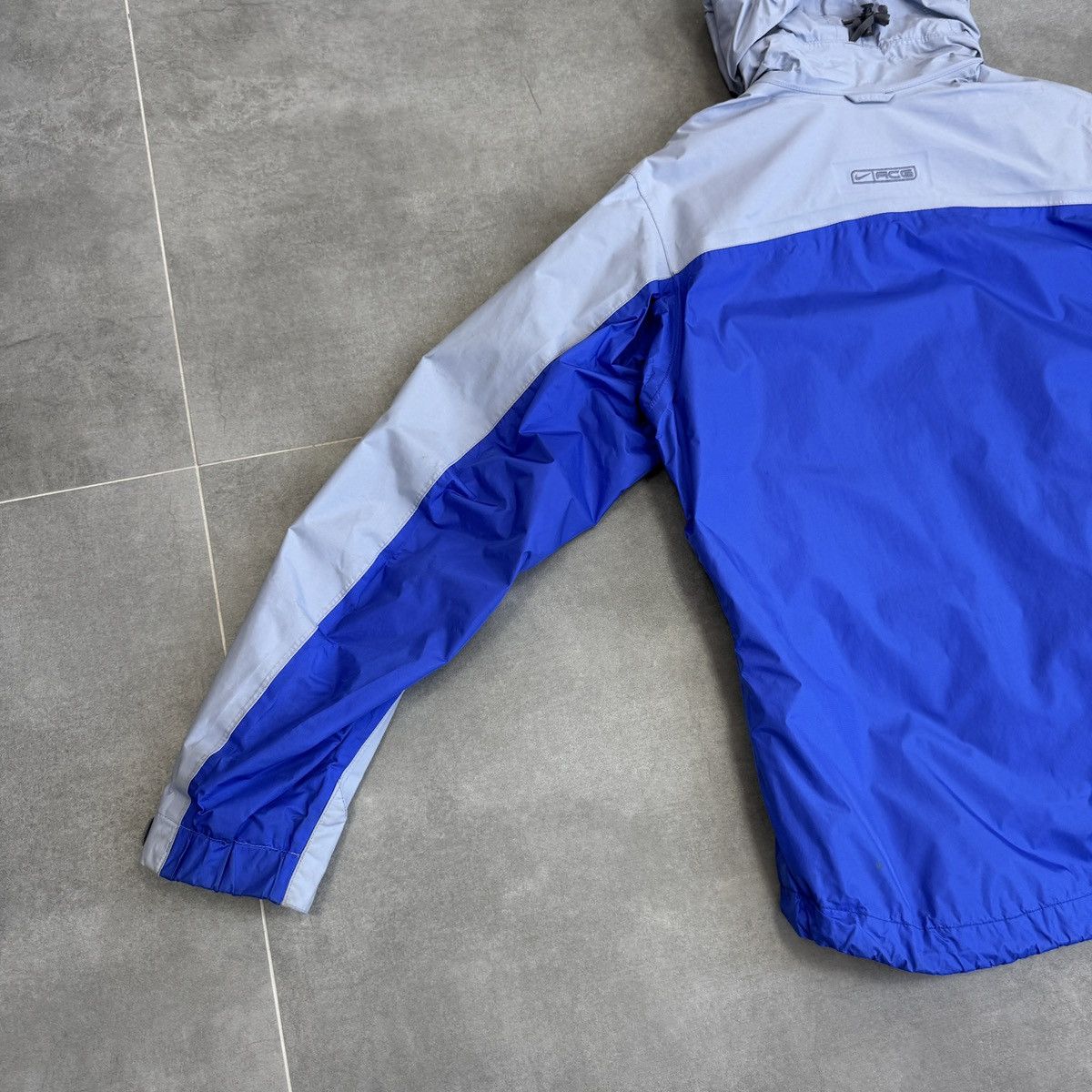 Nike ACG Vintage Nike ACG Storm-Fit Raincoat Jacket Women Y2K Blue Size M / US 6-8 / IT 42-44 - 23 Thumbnail