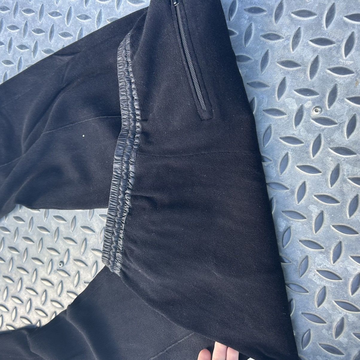 Yohji Yamamoto Adidas x yohji yamamoto Y-3 2019 Size 30" / US 8 / IT 44 - 14 Thumbnail