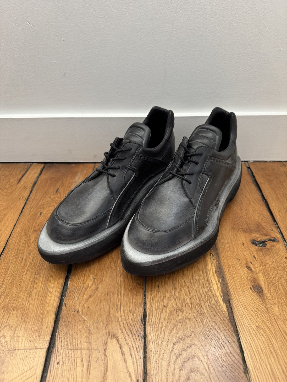 Buffalo Source X Gruppe Magazin Hand painted Leather Sneaker