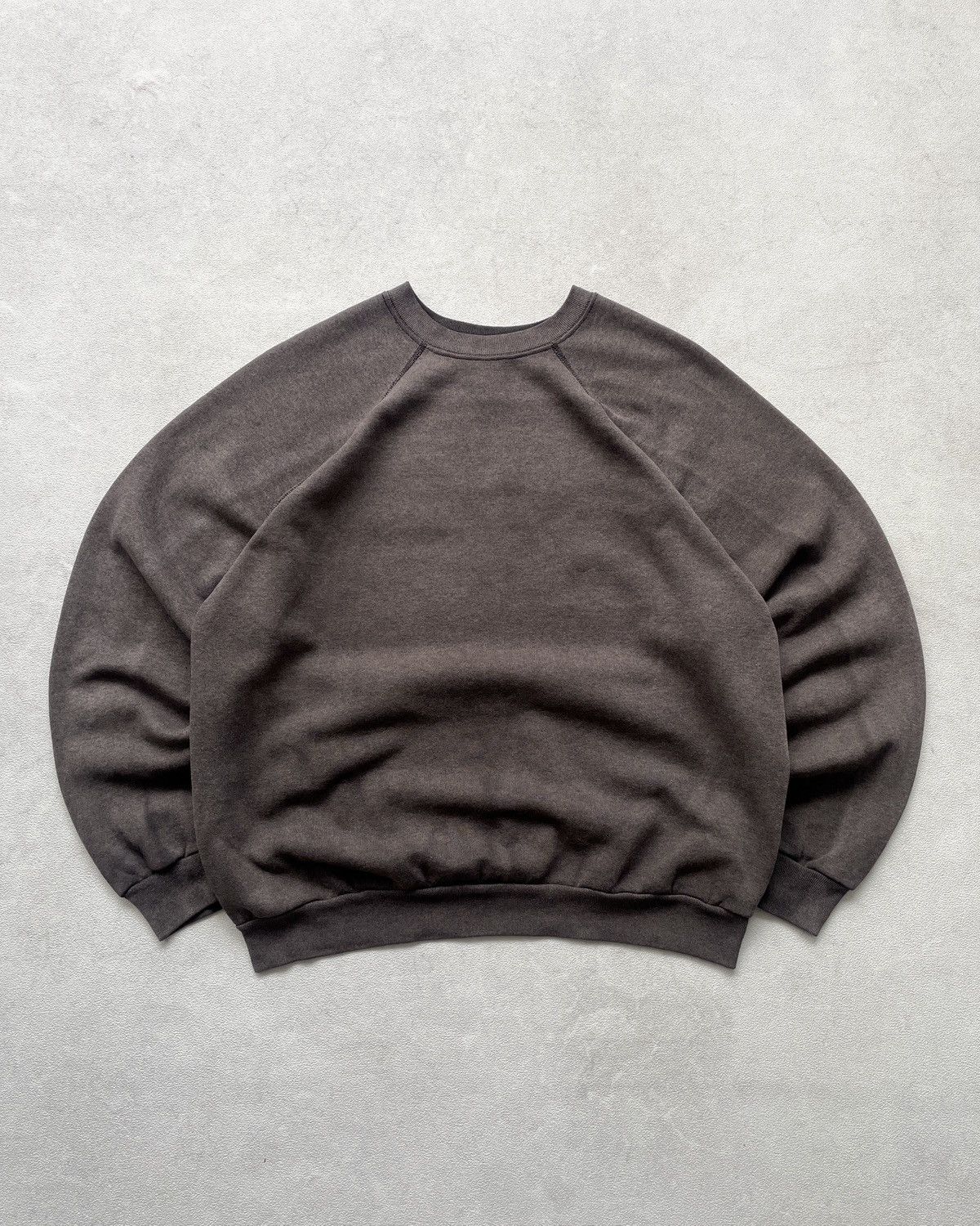 1990s Sunfaded Ultra Fleece Raglan Sweatshirt