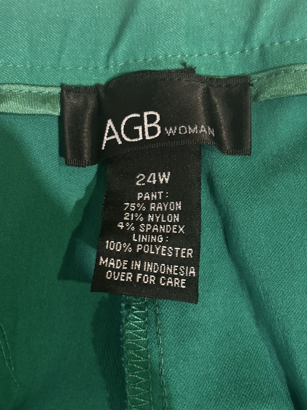 Other Women’s pure green pants.wp0812 Size 42" / US 20 - 7 Thumbnail