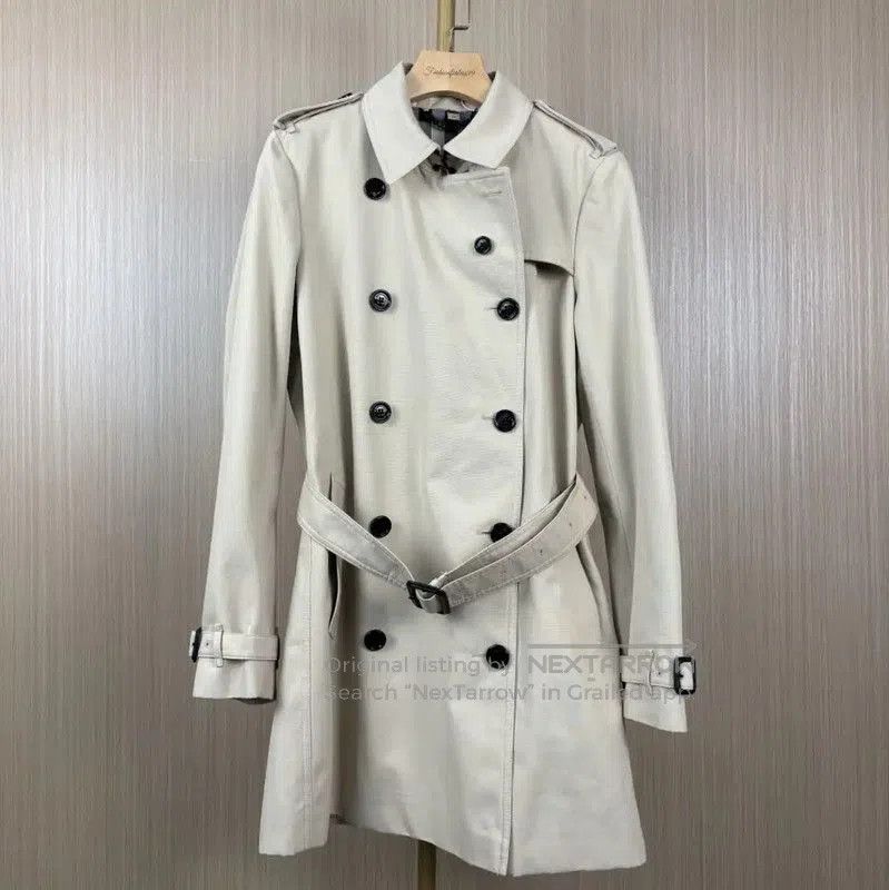 Burberry Burberry Khaki Polyester Mid-Length Women's Trench Coat. Size M / US 6-8 / IT 42-44 - 1 Thumbnail