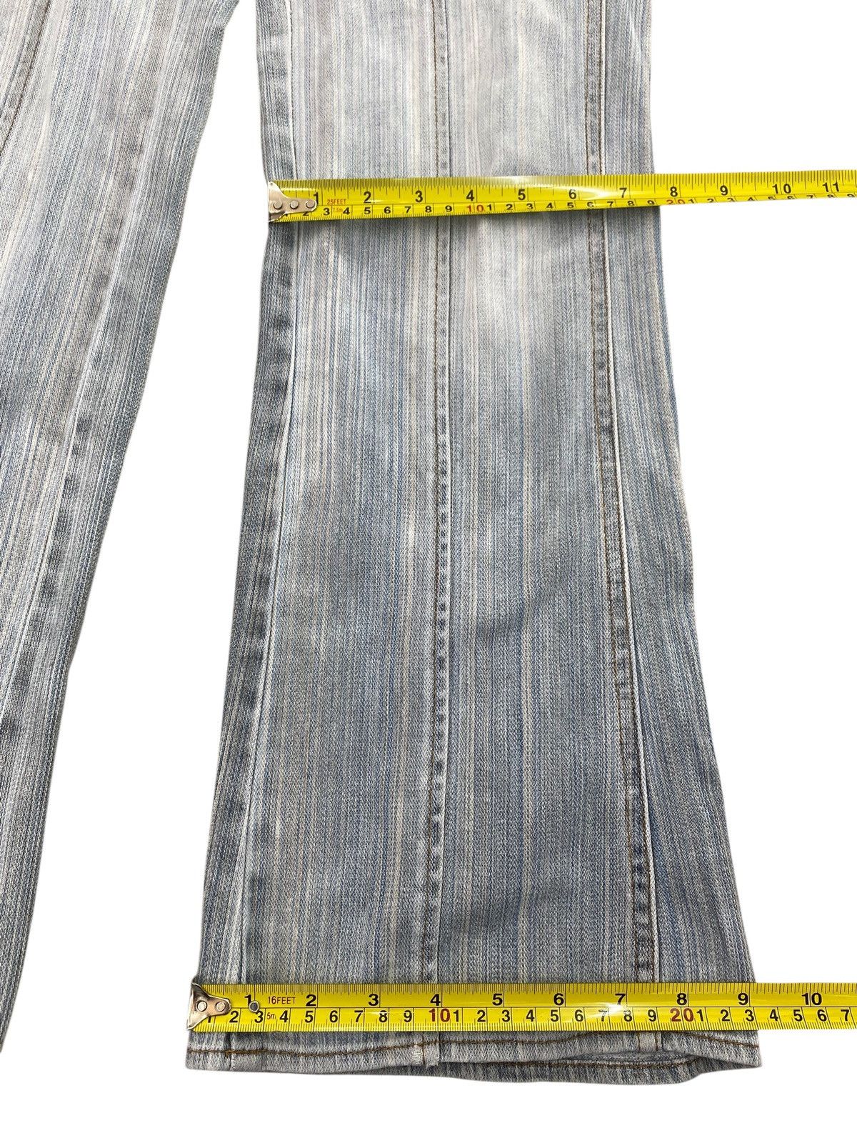 Japanese Brand Japanese Brand Blue Wash Arrow Line Style Flare Jeans Size US 28 / EU 44 - 12 Thumbnail