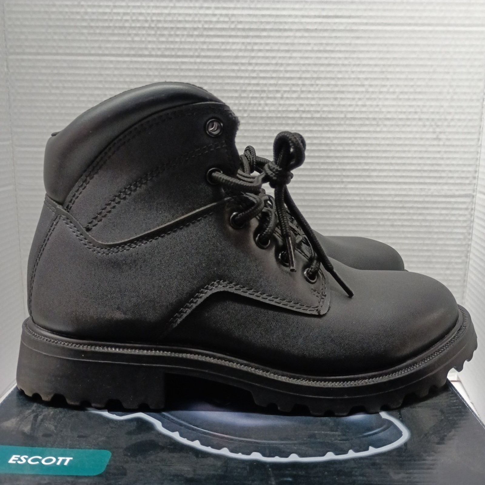 Other Brahma Escott Oil Resistant Men's 7.5W Work Boots Soft Toe Size US 7.5 / EU 40-41 - 1 Thumbnail