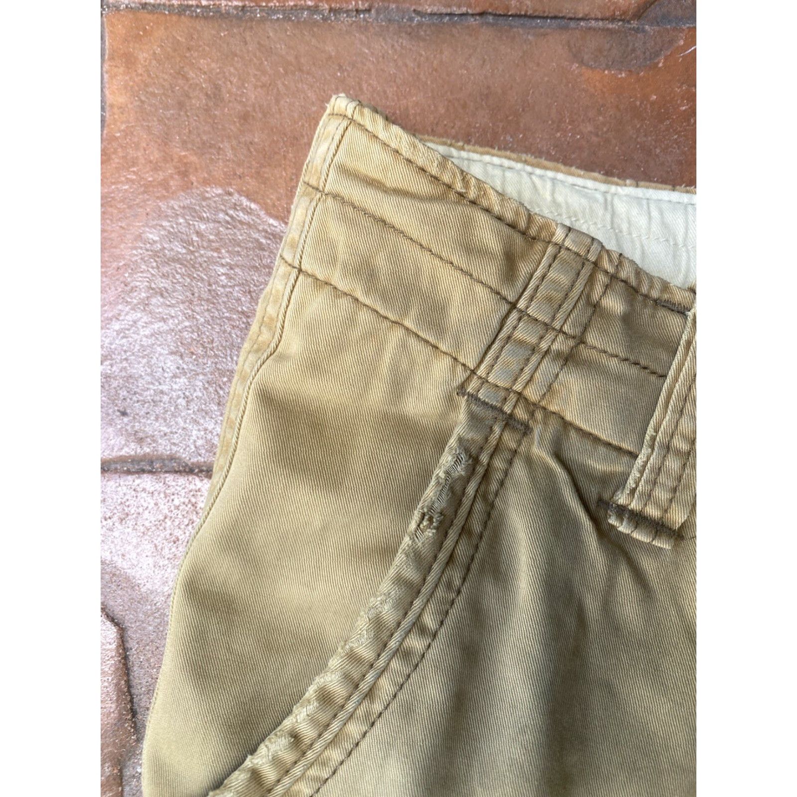 Abercrombie & Fitch VINTAGE Abercrombie & Fitch Cargo Shorts Mens 31 Cargo Shorts Distressed Button Fly 80s 90s Military Brown Canvas Shorts Mens Size US 31 - 6 Thumbnail