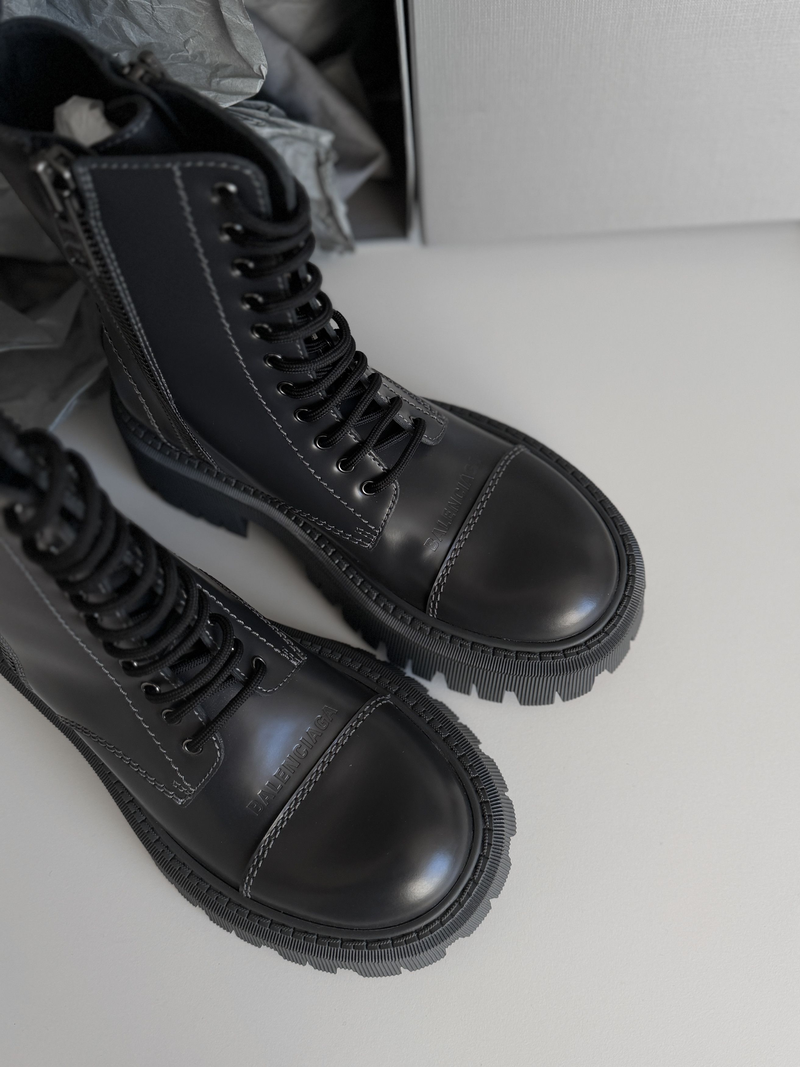 Balenciaga Balenciaga Tractor Boots Size US 6 / IT 36 - 5 Thumbnail