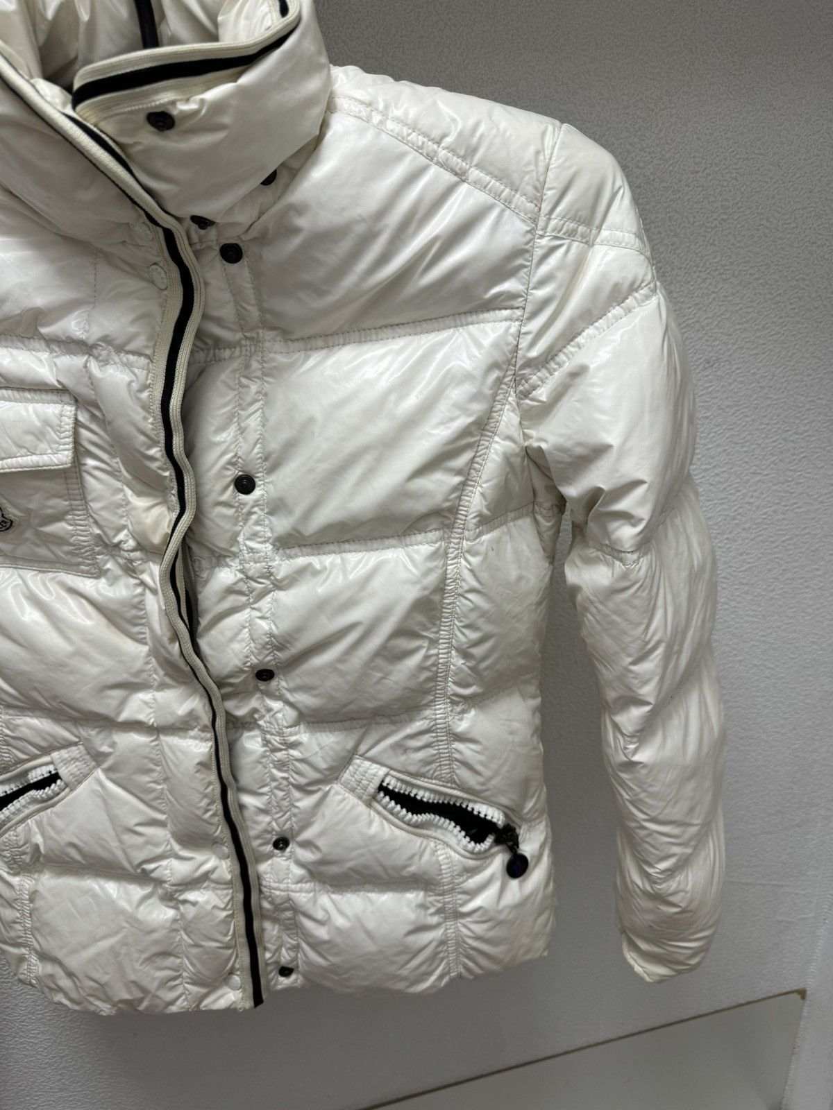 Moncler Moncler women puffer jacket 2 size S-M Size S / US 4 / IT 40 - 4 Thumbnail