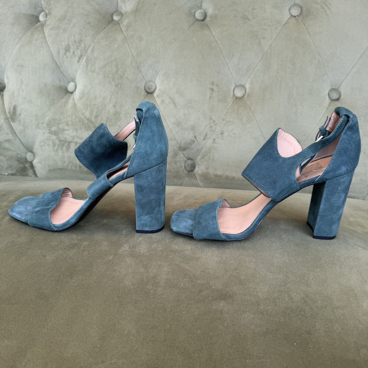 Banana Republic Banana Republic Blyss Green Suede Sandals 8.5 M Size US 8.5 / IT 38.5 - 7 Thumbnail