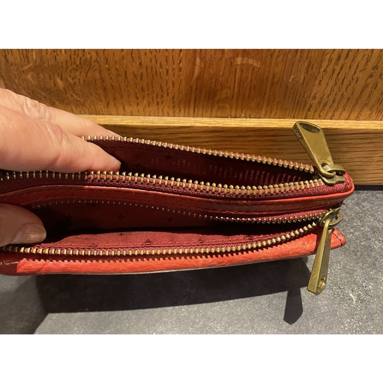 Fossil Fossil explorer flap clutch leather wallet red Soft Leather Size ONE SIZE - 2 Thumbnail