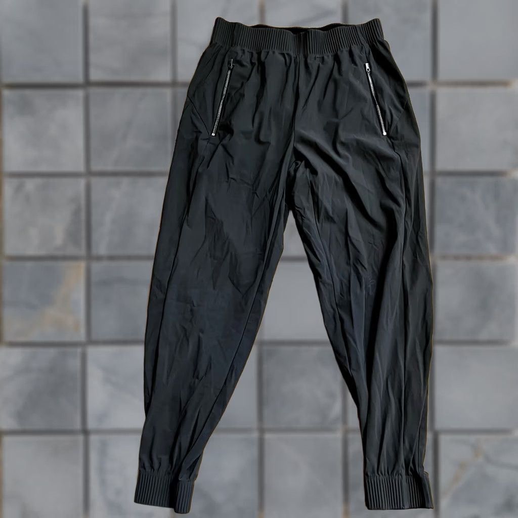 Athleta VINTAGE? Astral Joggers Women S Gray Gren Elastic Waist Zip Pockets Athleta Cosmic Joggers Womens Small Gray Gren Elastic Waist Zip Pockets Size 28" / US 6 / IT 42 - 1 Thumbnail
