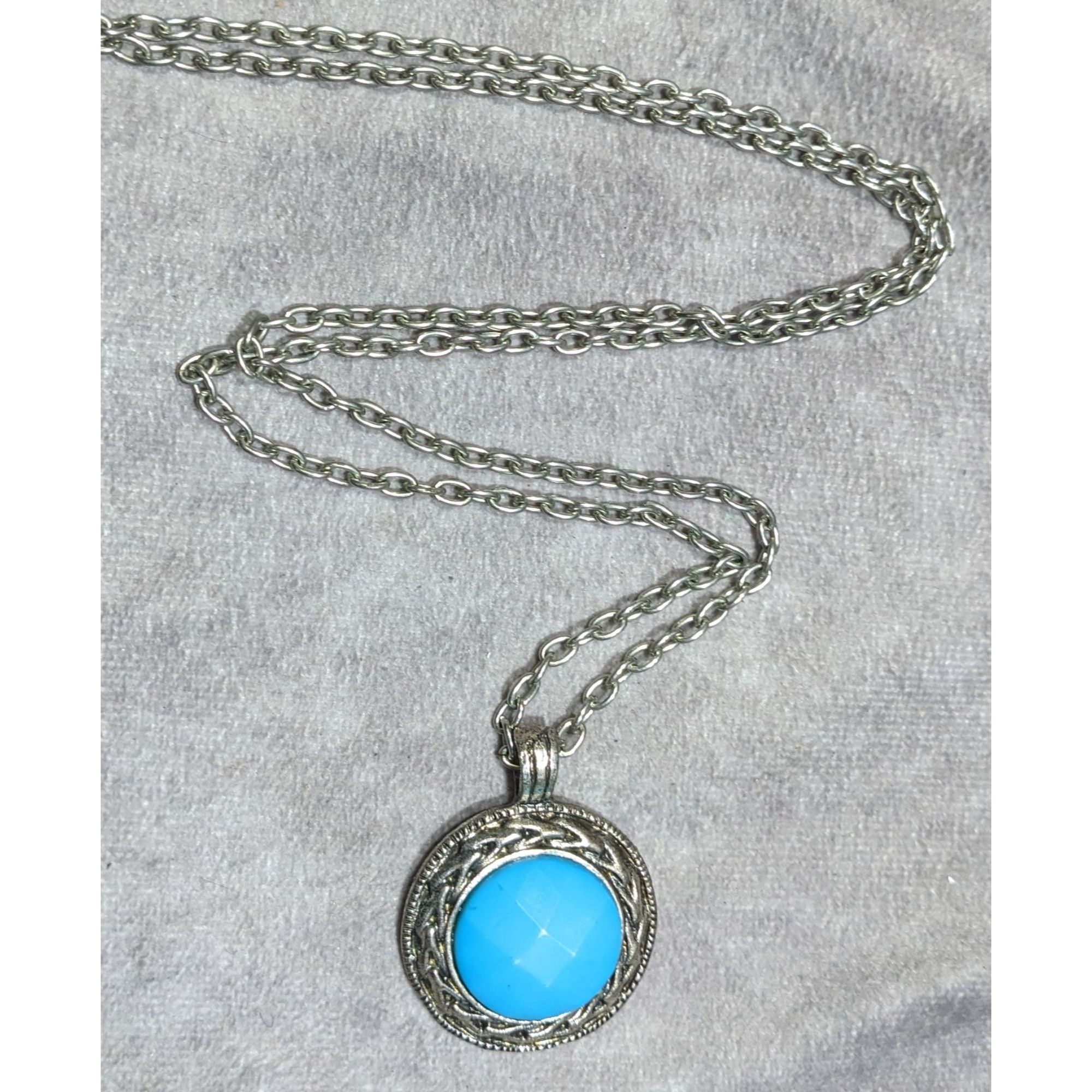 Other Bohemian Blue Pendant Necklace With Silver Tone Bezel And Ch Size ONE SIZE - 8 Thumbnail