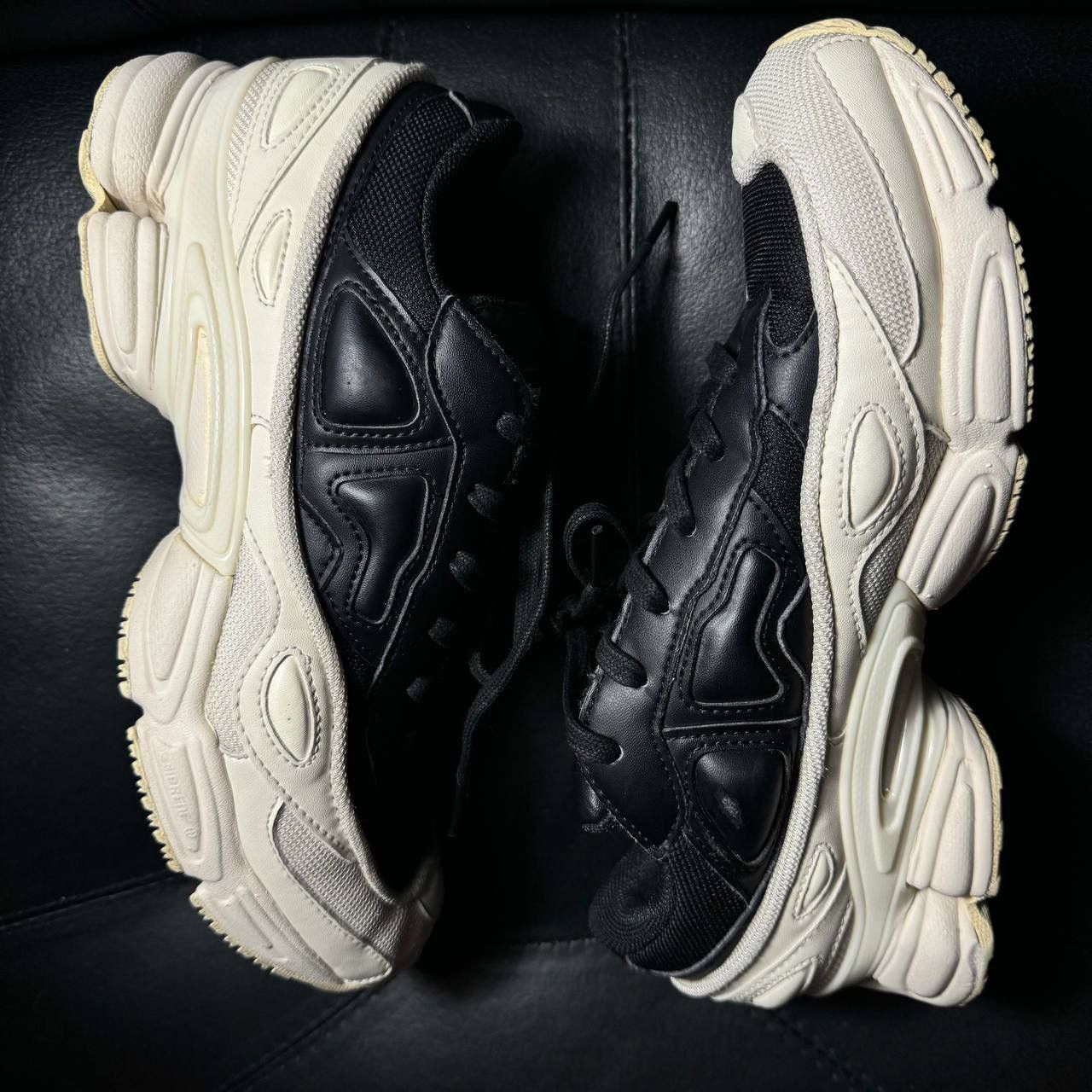 Adidas × Raf Simons sneakers Adidas Raf Simons Ozweego Cream White FW18 Size US 7 / IT 37 - 4 Thumbnail