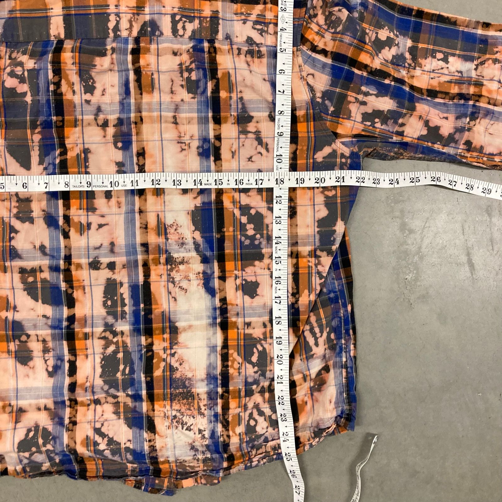 Vintage Y2K bleached flannel T-Shirt Size US XL / EU 56 / 4 - 3 Thumbnail