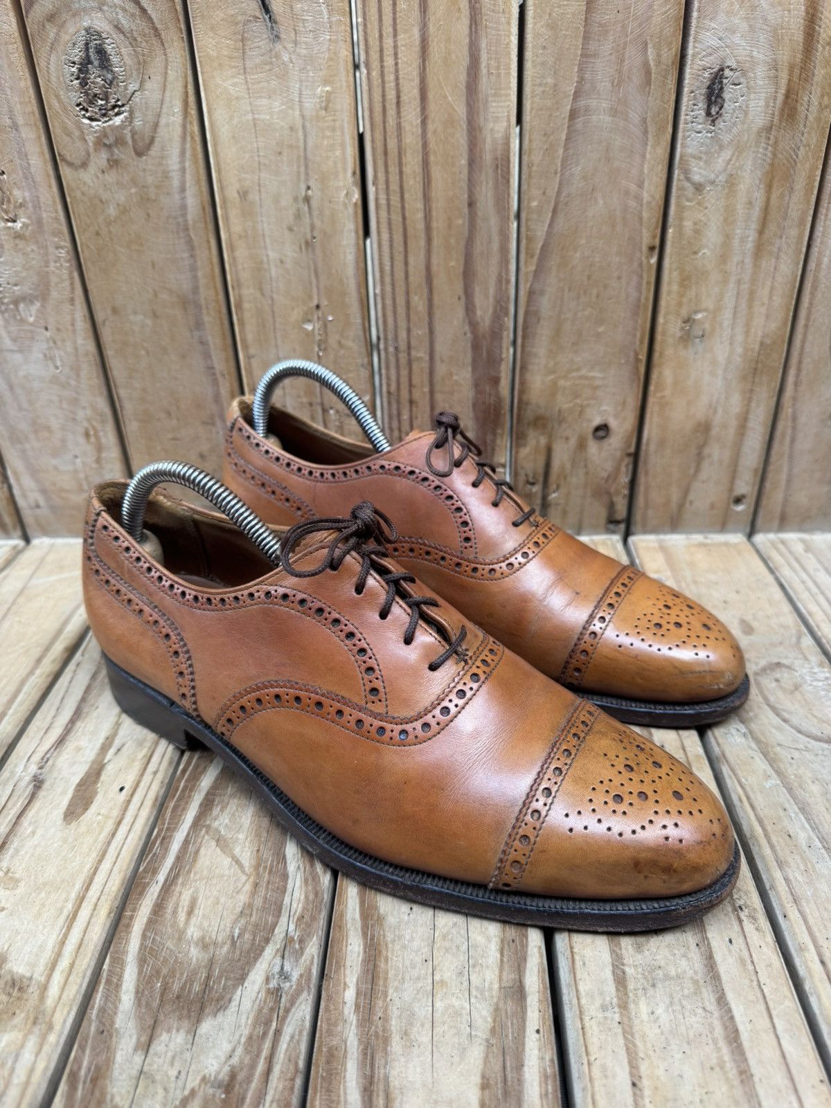 Crockett & Jones Crockett & Jones x Barneys Newyork Men’s dress shoes US 9.5D Size US 9.5 / EU 42-43 - 2 Thumbnail
