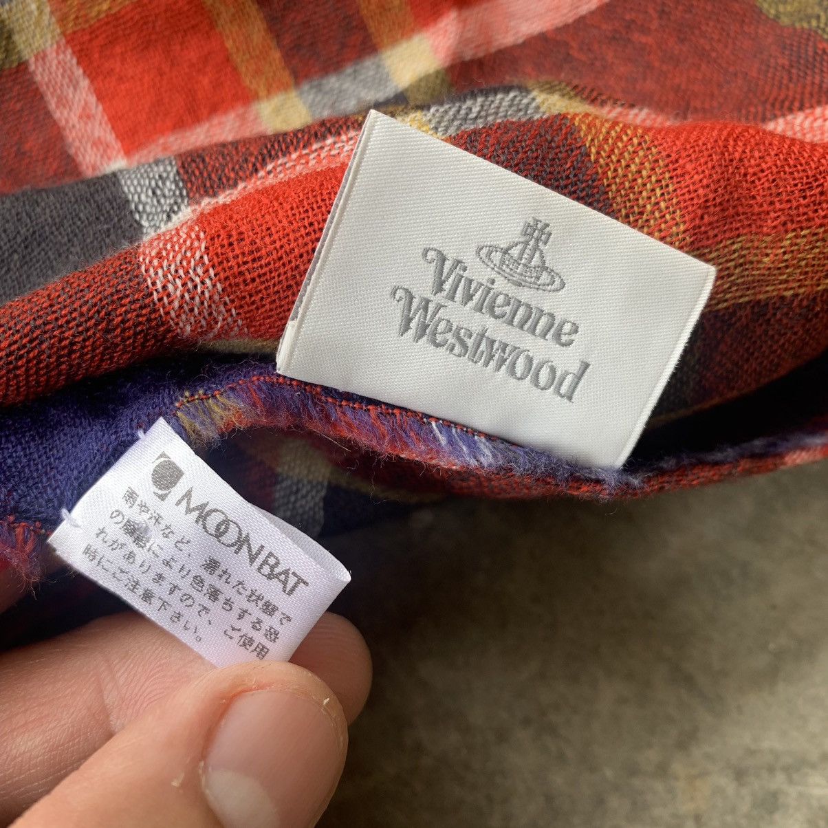 Vivienne Westwood Vivienne Westwood scarves Size ONE SIZE - 8 Thumbnail