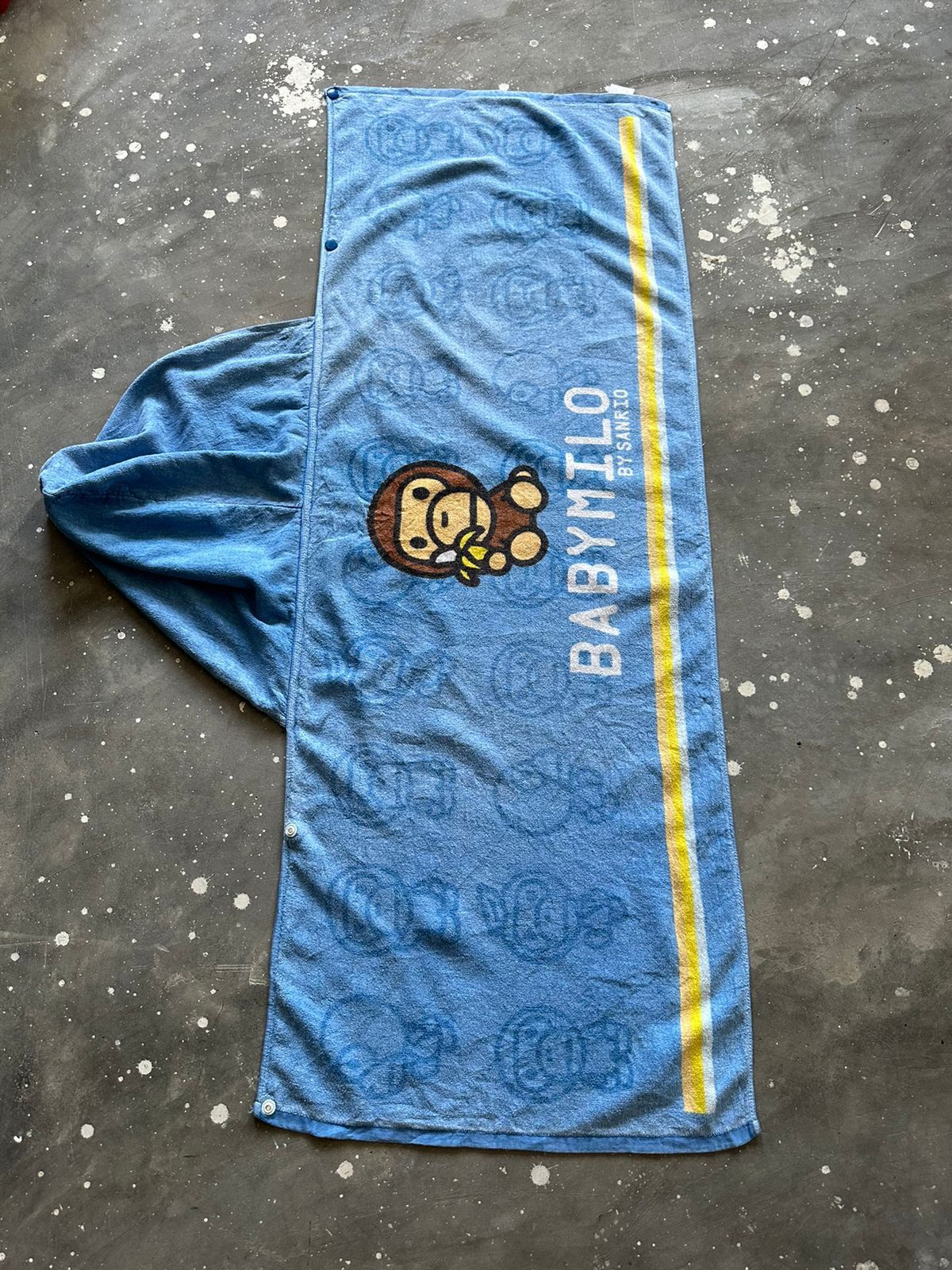 Bape 🔥Rare!!! Baby Milo by San Rio Japan Hooded Towel Unisex Size ONE SIZE - 4 Thumbnail
