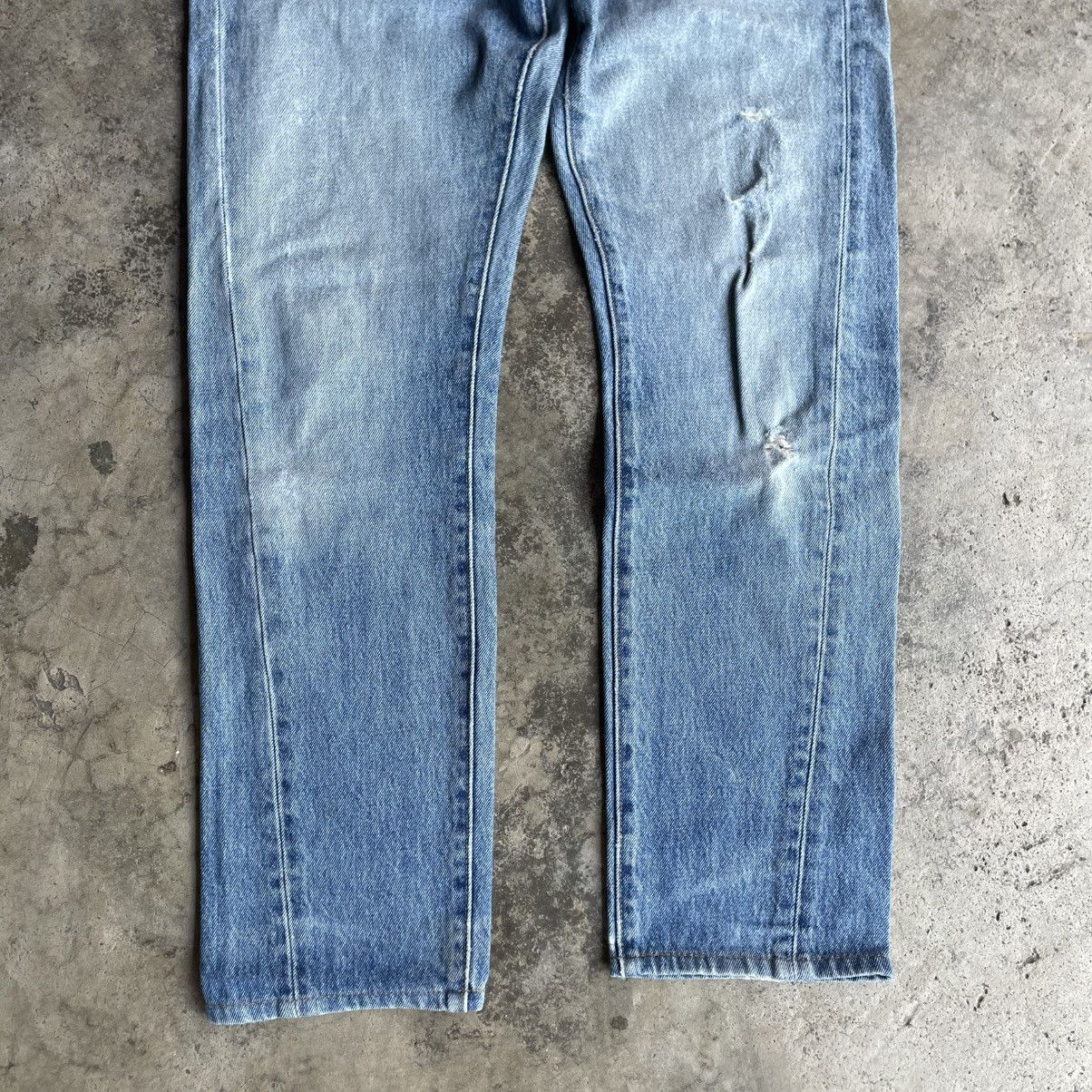 Levi's Vintage Clothing 🔥Vintage Levis 511 Twist Curve Ripped Distress Deim Jeans Size US 32 / EU 48 - 3 Thumbnail