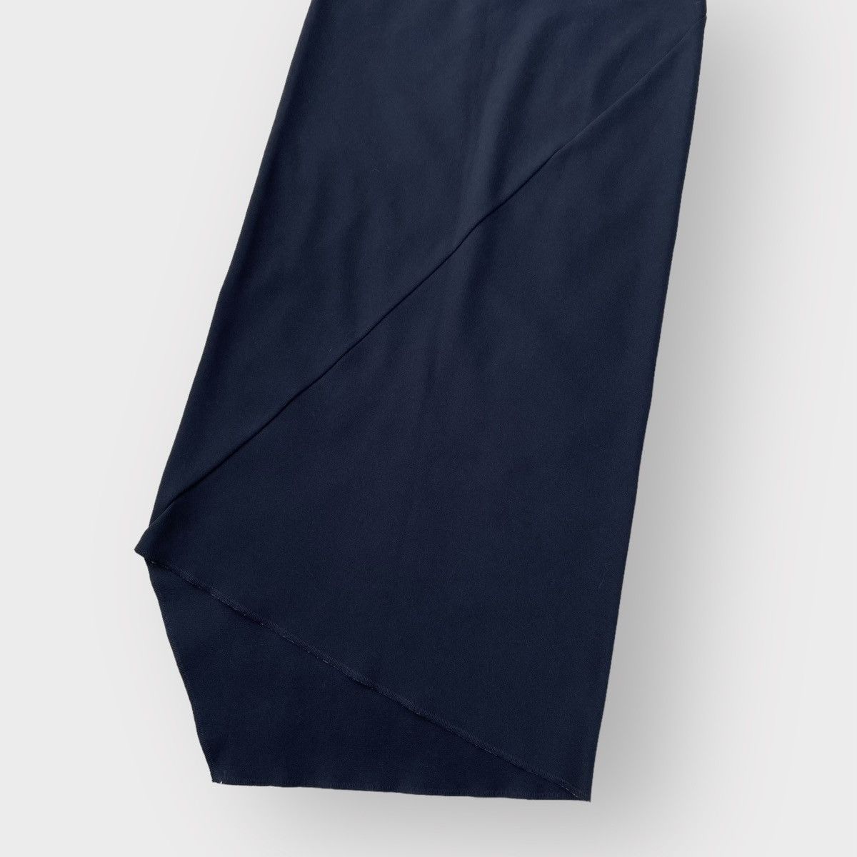 Comme des Garcons AW11 Stretch Nylon Asymmetric Skirt Size 28" / US 6 / IT 42 - 4 Thumbnail