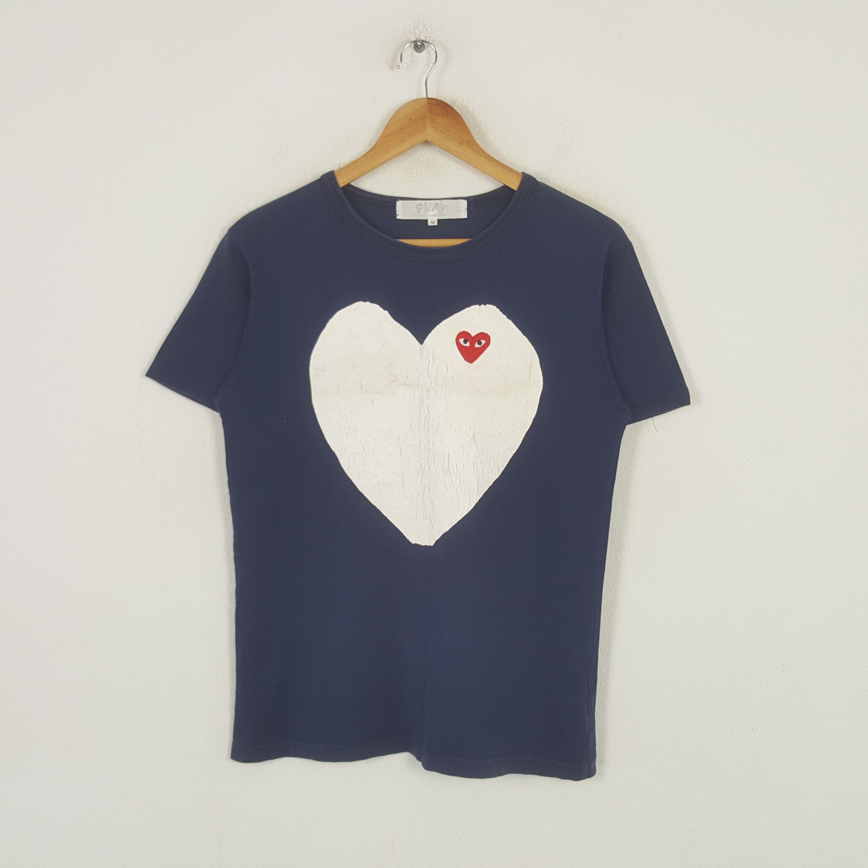 Comme des Garcons PLAY Vintage Play Comme des Garcons Japanese Brand Tshirt RR6 Size US S / EU 44-46 / 1 - 1 Thumbnail
