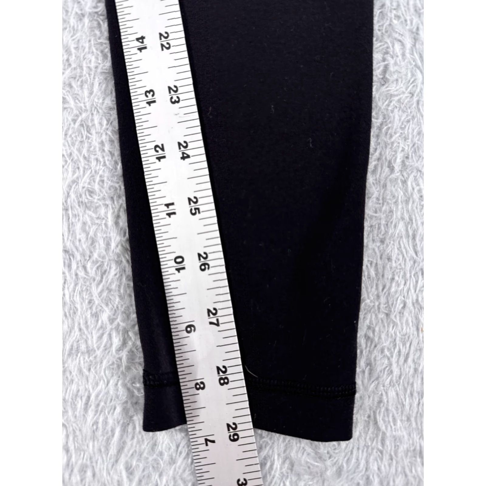 Lululemon Lululemon Wunder Under Pants Women 6 Black Purple 30" Inseam Yoga Gym Workout Activewear Pants Size 28" / US 6 / IT 42 - 6 Thumbnail