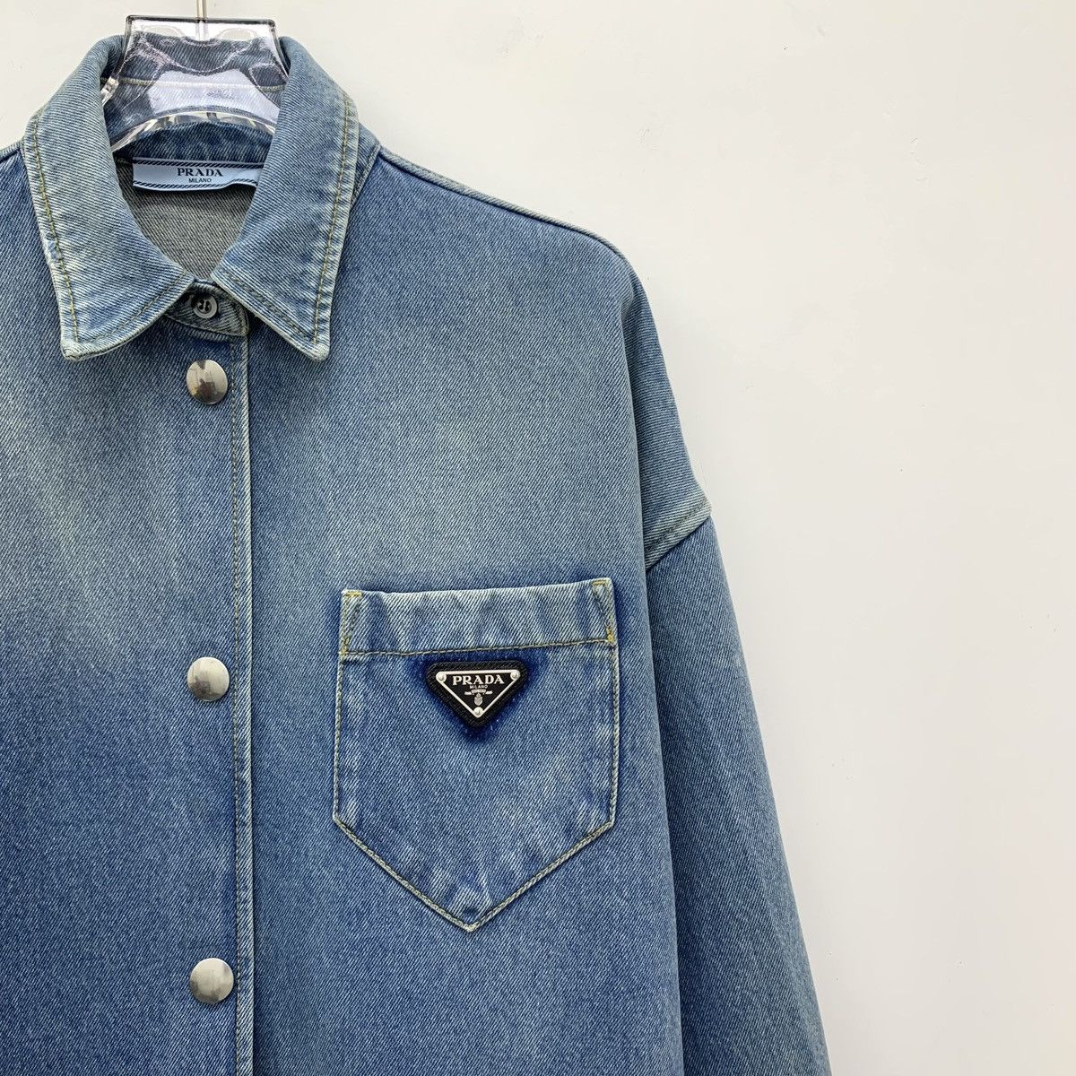 Prada Prada Blue Gradient Logo Triangle Long Sleeve Shirt K26WX Size US M / EU 48-50 / 2 - 3 Thumbnail