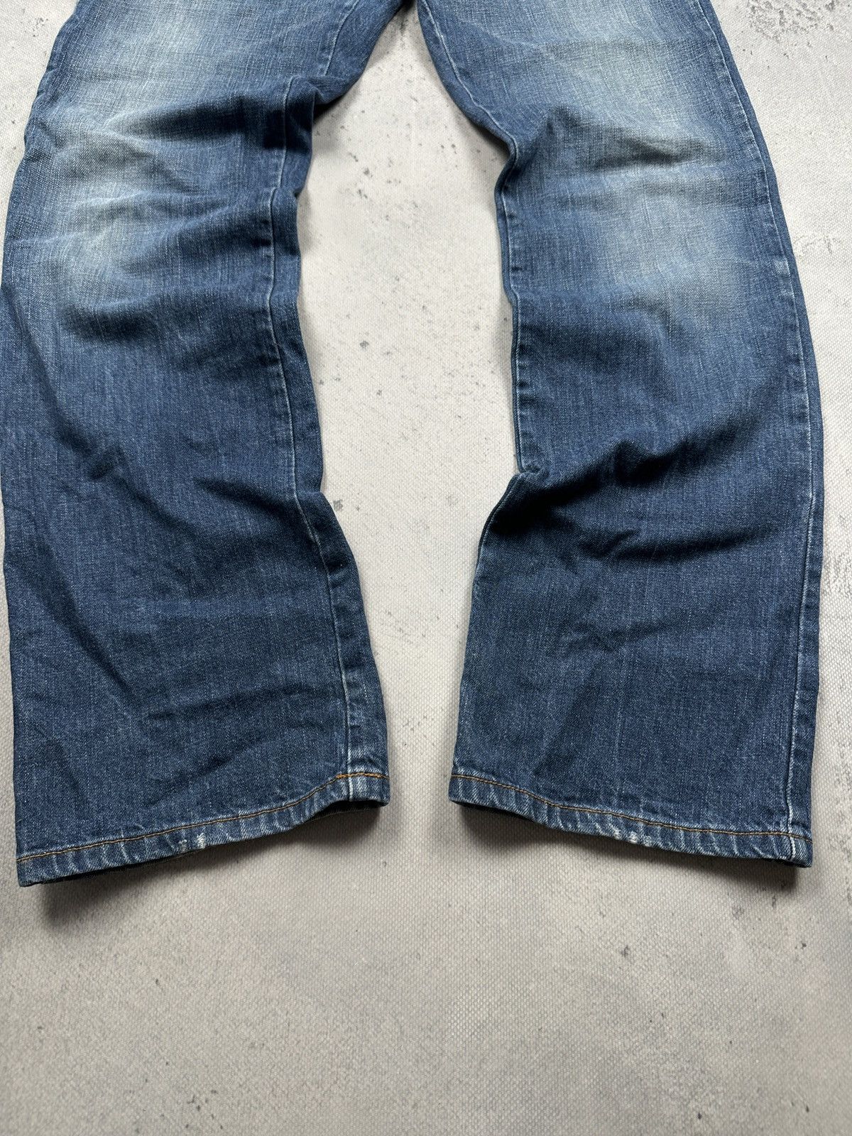Valentino R.E.D. Valentino Vintage Faded Denim Jeans Flap Back Pockets Size US 31 - 7 Thumbnail