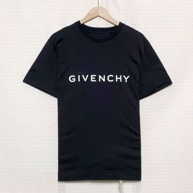 Givenchy Givenchy FW22 Archetype Logo Men's T-Shirt Size US XL / EU 56 / 4 - 1 Thumbnail