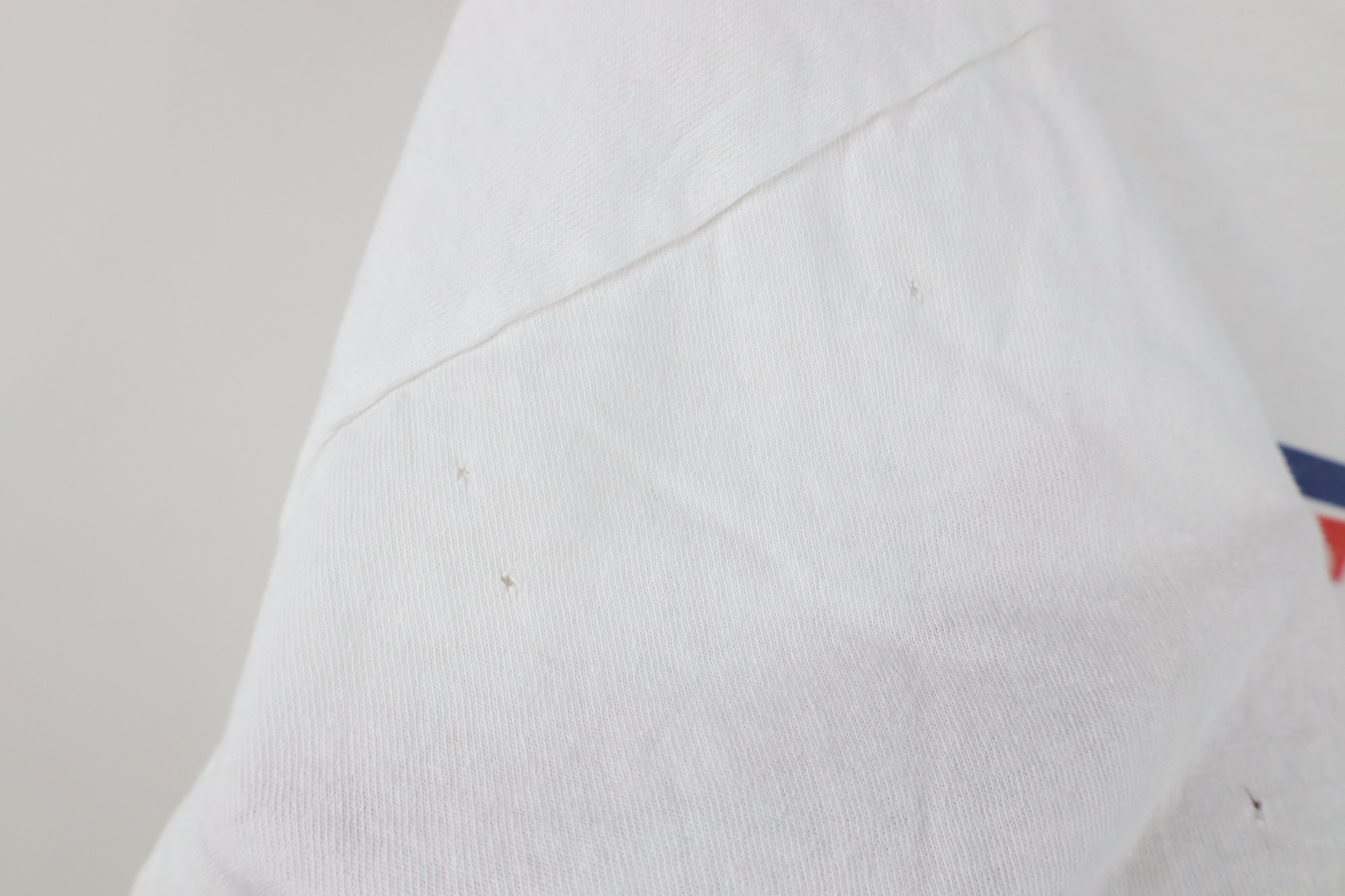 Guess Vintage 90s Guess Big Logo Short Sleeve T-Shirt White USA Size US L / EU 52-54 / 3 - 8 Thumbnail