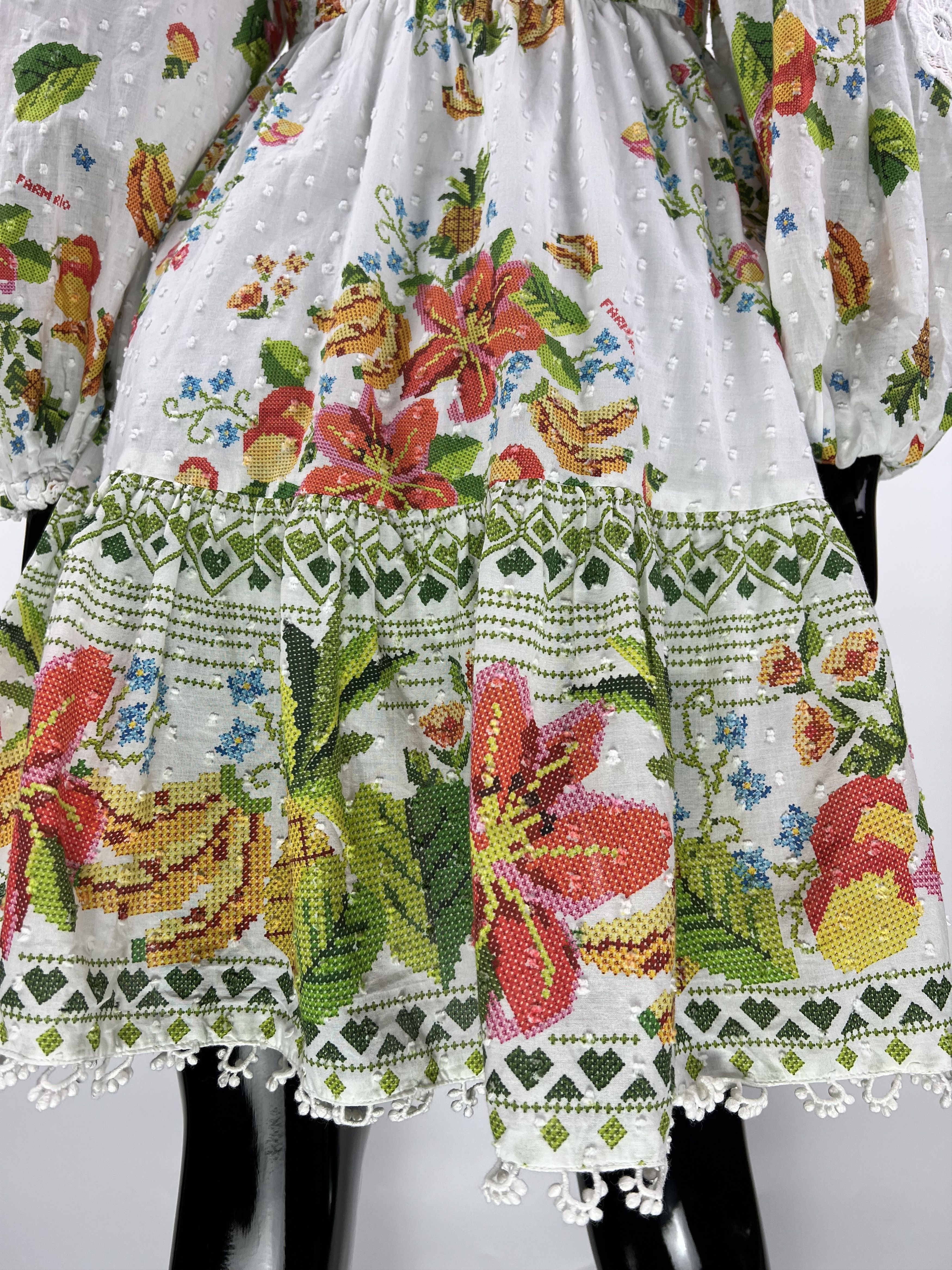Farm Rio Farm Rio Lace Short Dress Size XS Size XS / US 0-2 / IT 36-38 - 14 Thumbnail