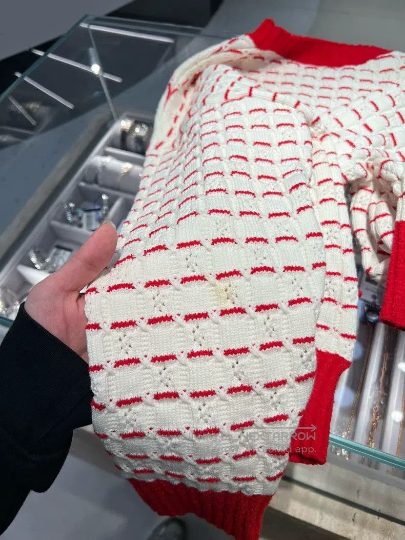 Chanel Chanel 23C early spring red and white knitted striped swea Size XS / US 0-2 / IT 36-38 - 8 Thumbnail