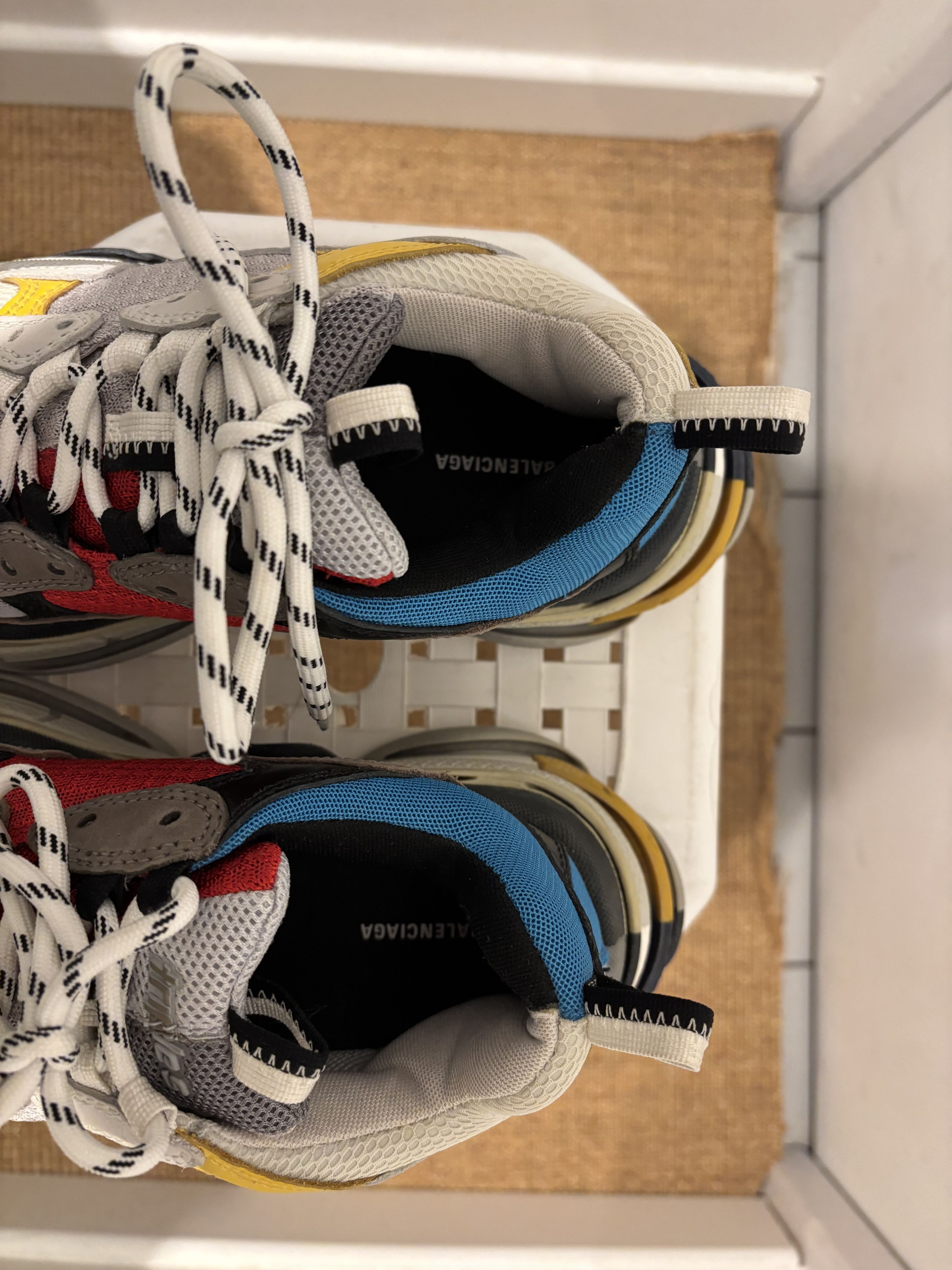 Balenciaga Basket de luxe Balenciaga Triple S en tbe Size US 6 / EU 39 - 15 Thumbnail