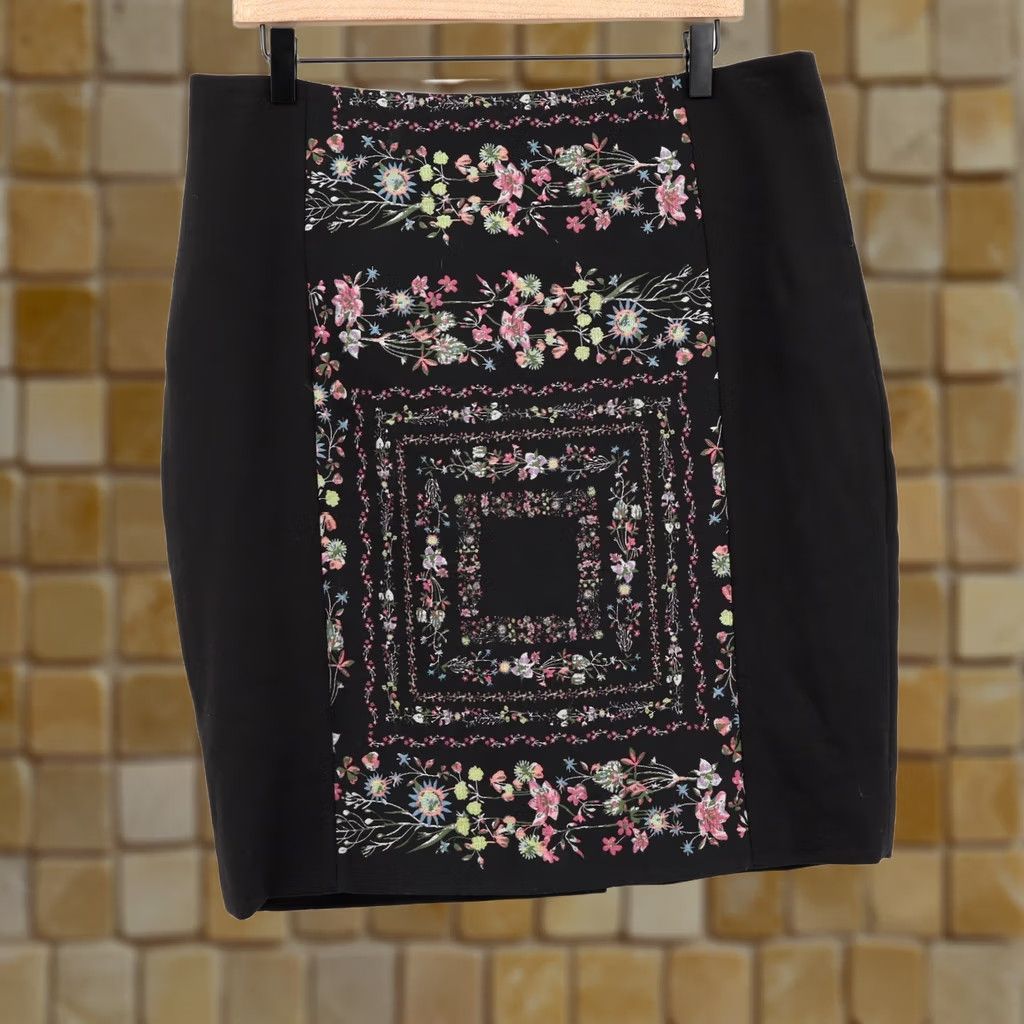 Ted Baker Ted Baker Women's Annasa Black Floral Print Pencil Skirt Sz 5 US Sz M Size 32" / US 10 / IT 46 - 1 Thumbnail