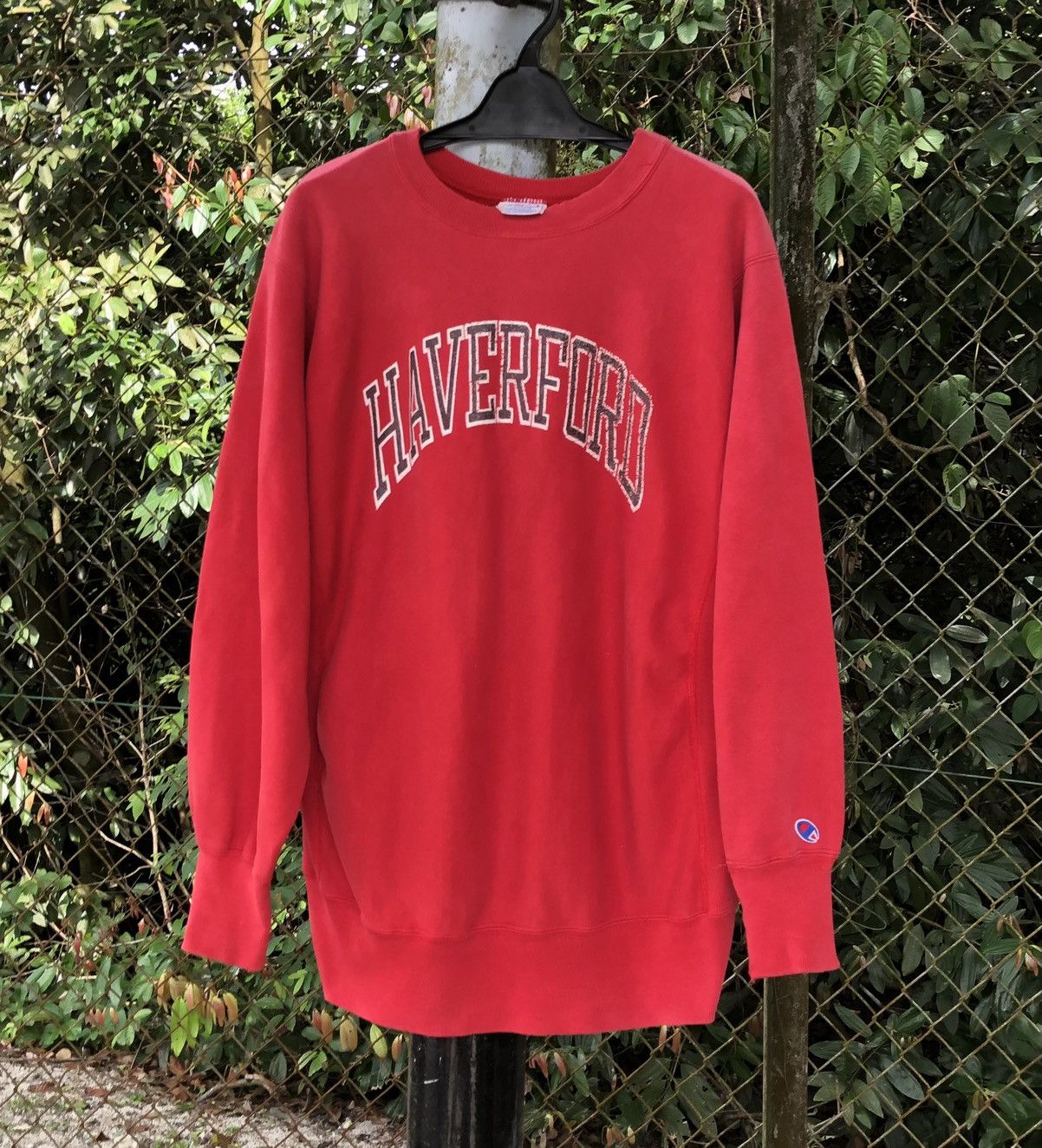 Vintage Vintage 80s Champion Reverse Weave Red Distressed Sweatshirt Size US L / EU 52-54 / 3 - 1 Thumbnail