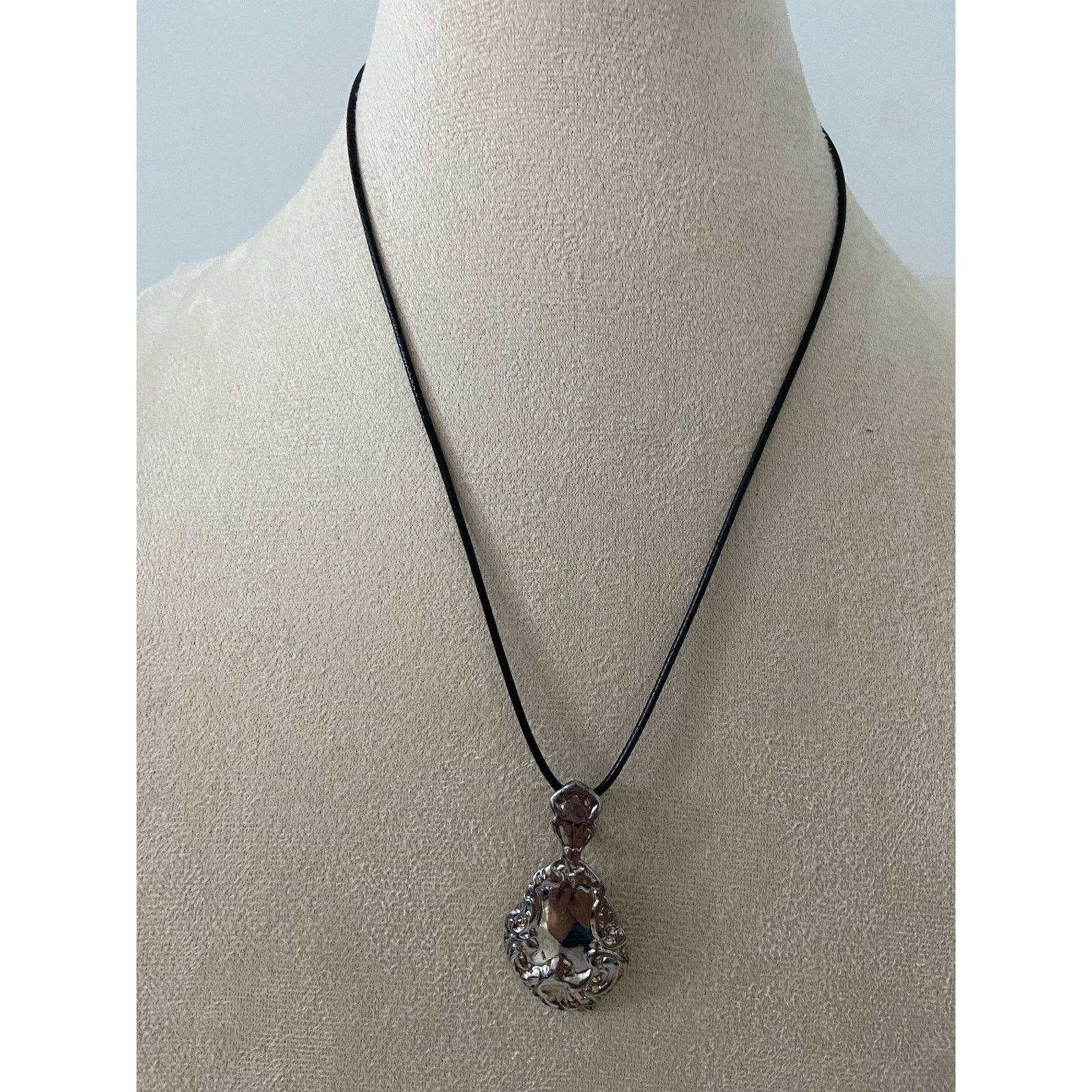 Other Premier designs silver tone pendant necklace Size ONE SIZE - 1 Thumbnail