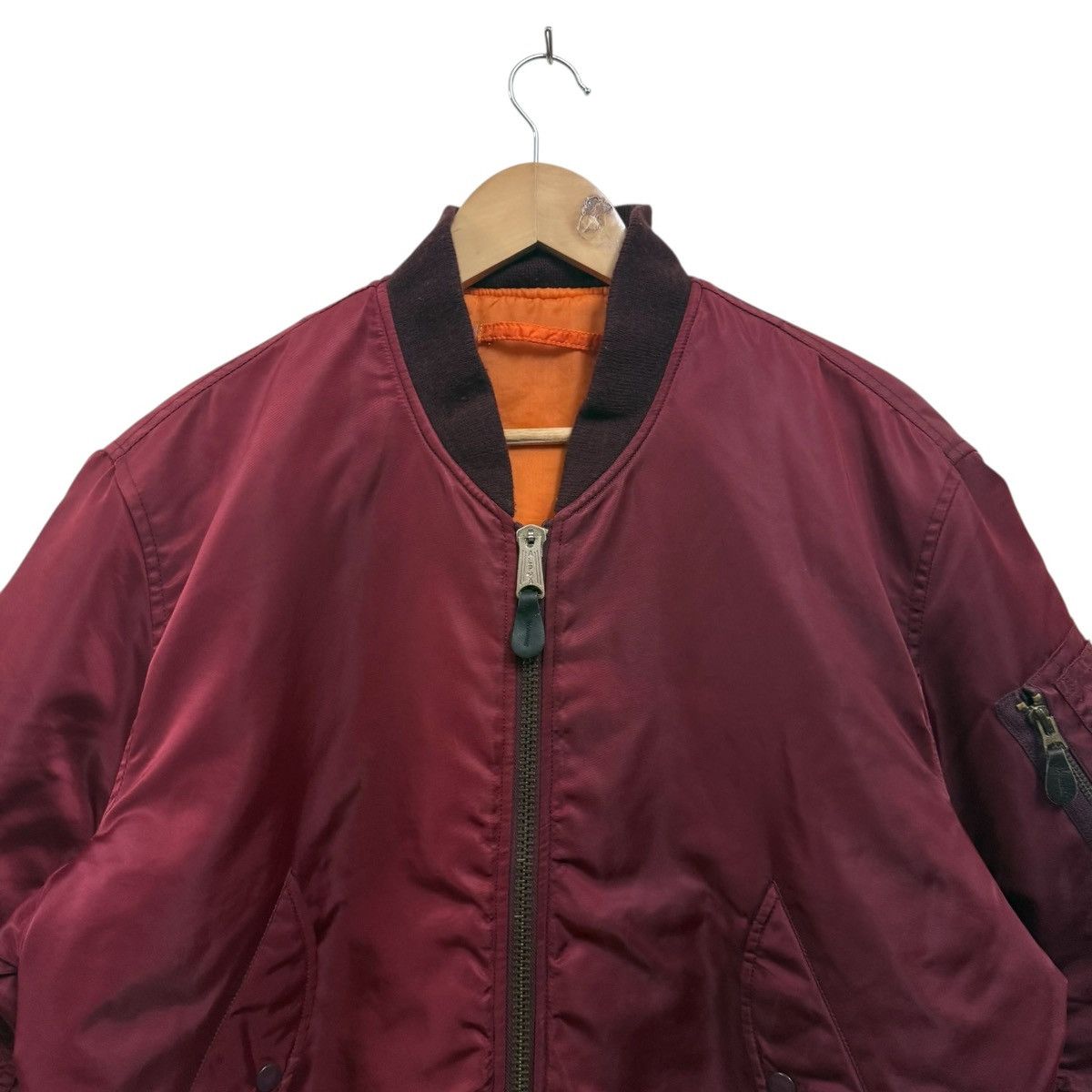 Alpha Industries Vintage Alpha Industries Ma1 Bomber Jacket Maroon Reversible Size US XL / EU 56 / 4 - 3 Thumbnail