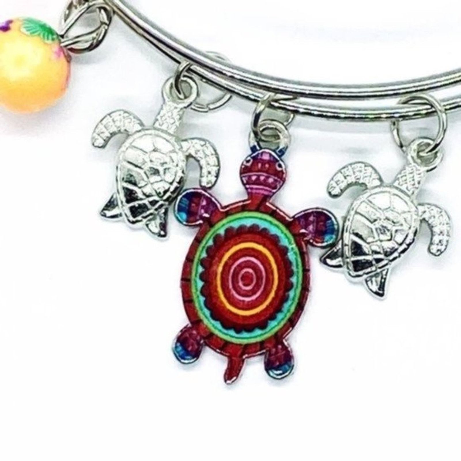 Other Beaded Sea Turtle Charm Colorful Bangle Bracelet Size ONE SIZE - 3 Thumbnail