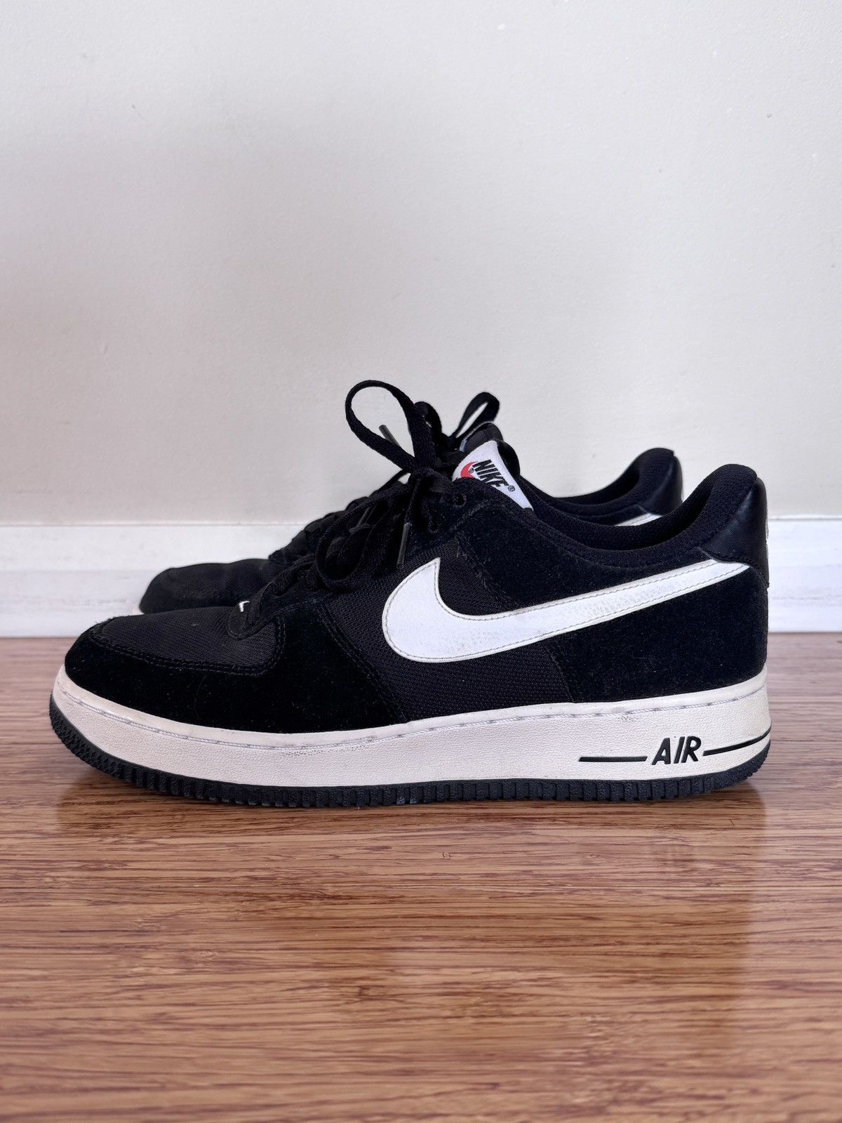 Nike Nike Air Force 1 - Black/White Size US 8.5 / EU 41-42 - 2 Thumbnail